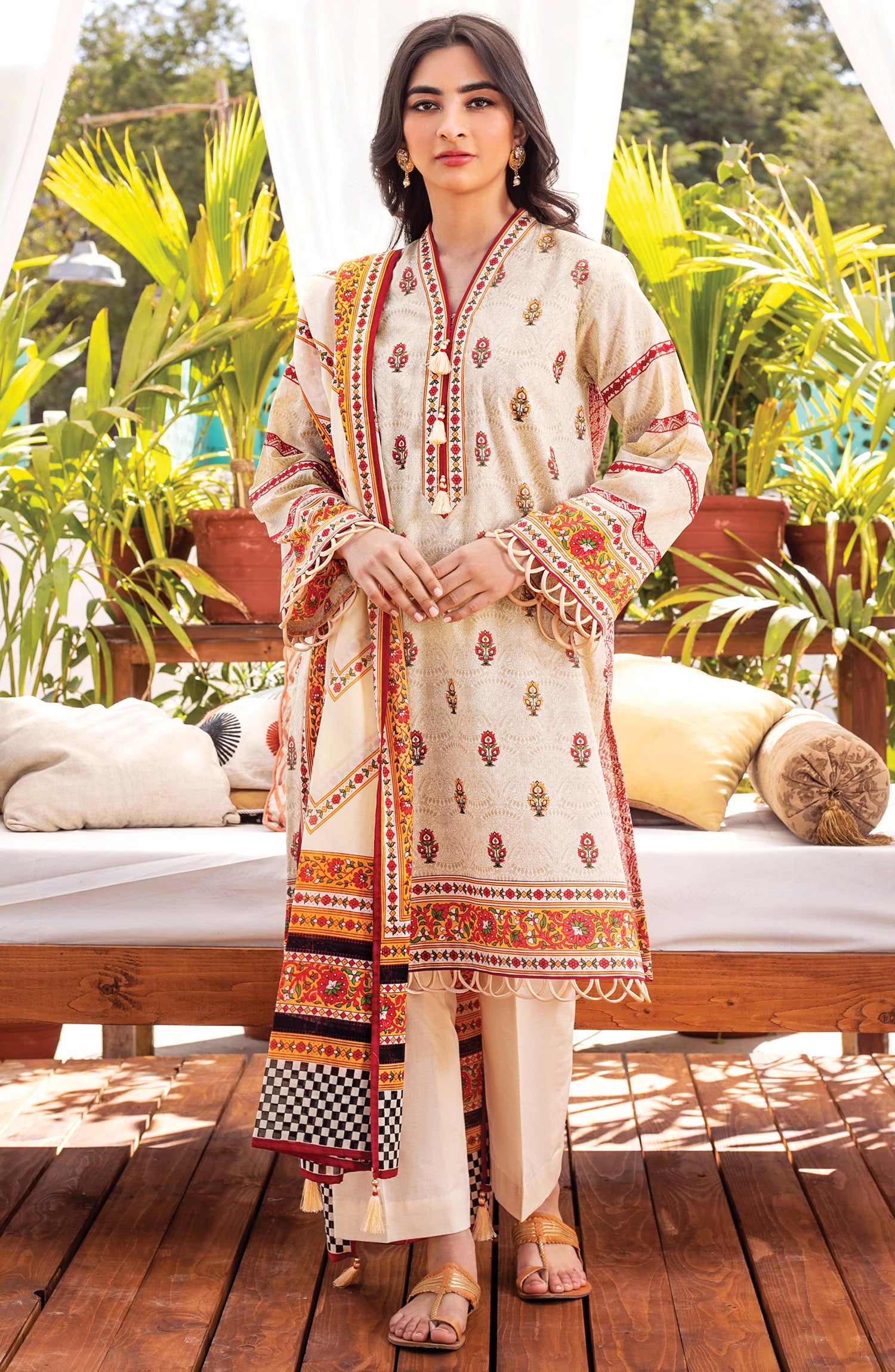 Embroidered lawn clearance suits with price