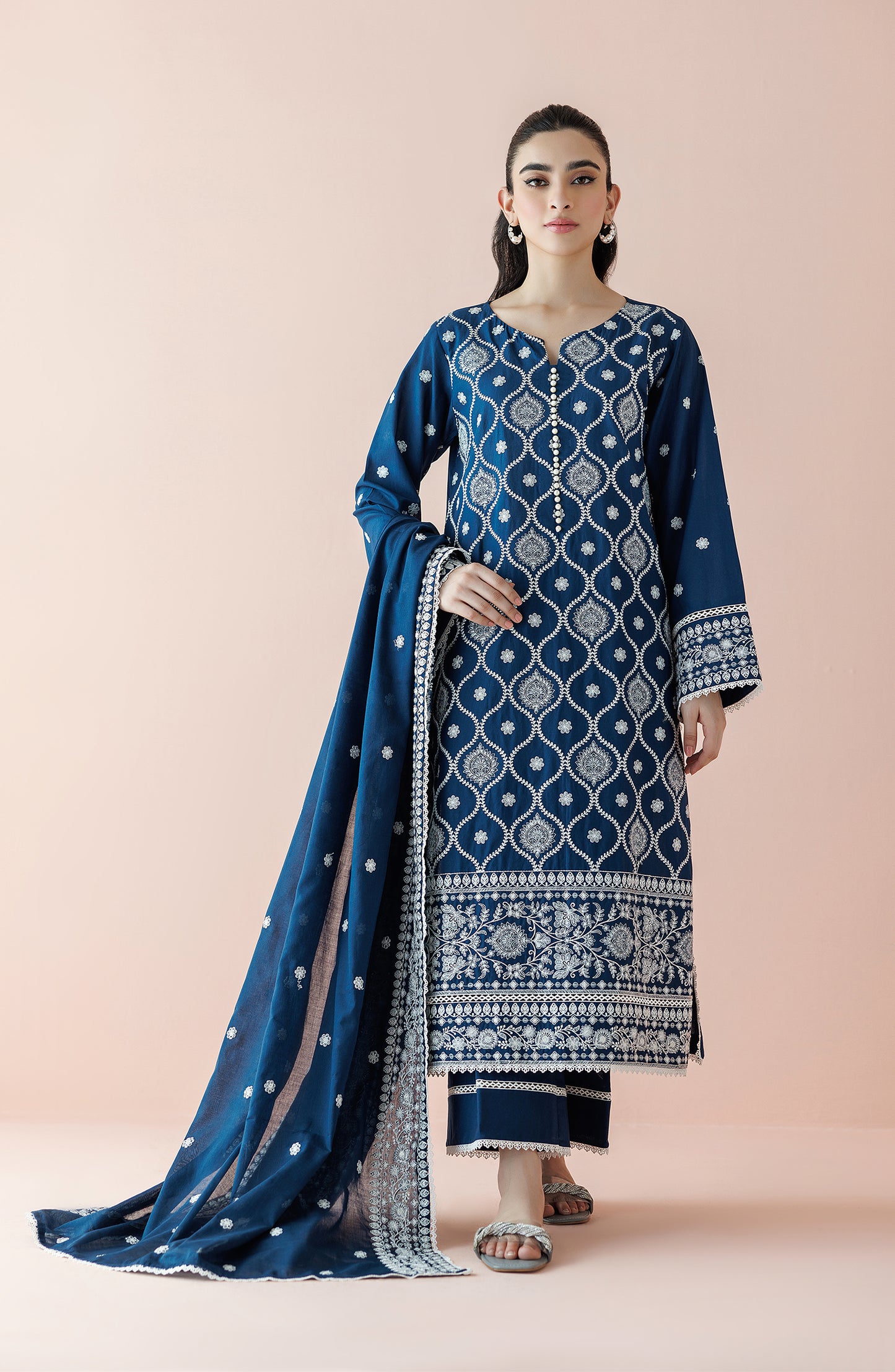 Stitched 3 Piece Embroidered Cambric Shirt , Cambric Pant and Doria Lawn Dupatta (WRFC24S-3005)