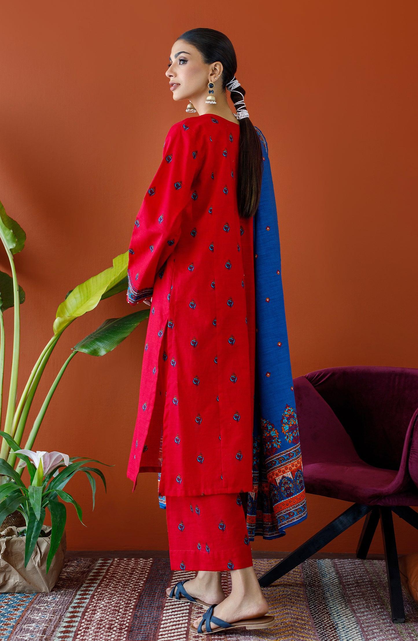 OTL-23-199/U RED KHADDAR Women UNSTITCHED SHIRT DUPATTA PANTS