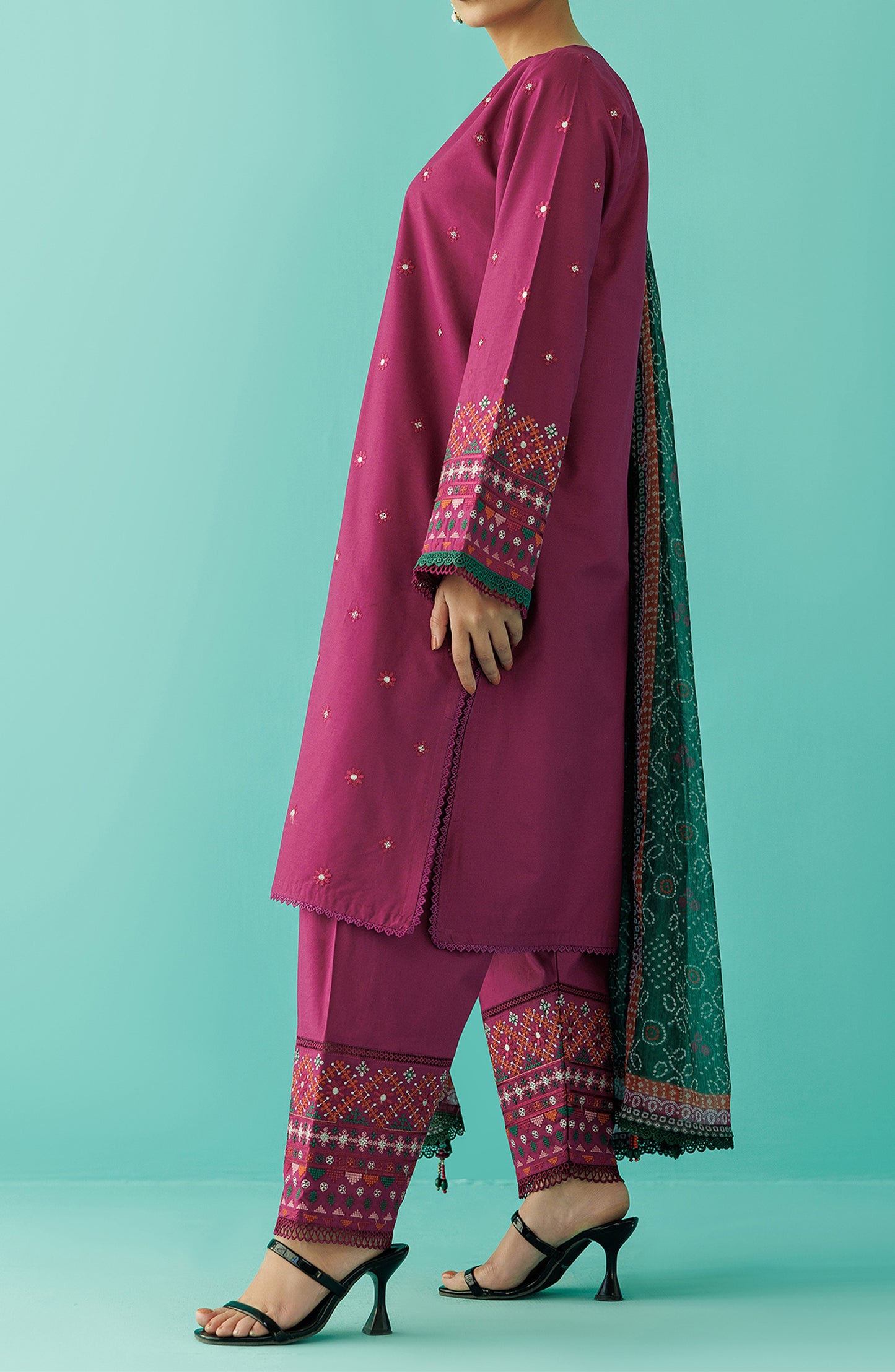 OTL-24-029/U MAGENTA LAWN Women UNSTITCHED SHIRT DUPATTA PANTS