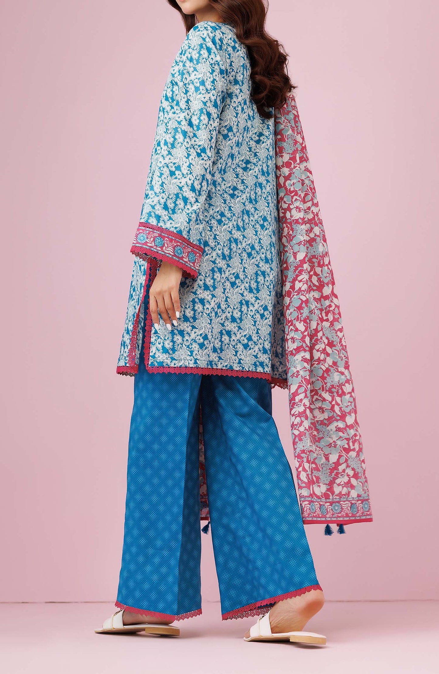 Unstitched 3 Piece Printed Lawn Shirt , Cambric Pant and Lawn Dupatta (OTL-24-217/U BLUE)