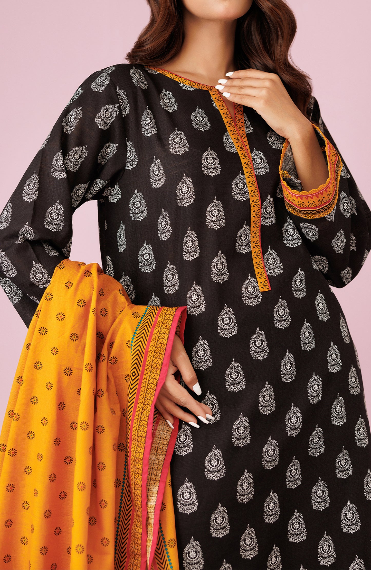 Unstitched 3 Piece Printed Khaddar Shirt , Khaddar Pant and Khaddar Dupatta (OTL-24-183/U BLACK)