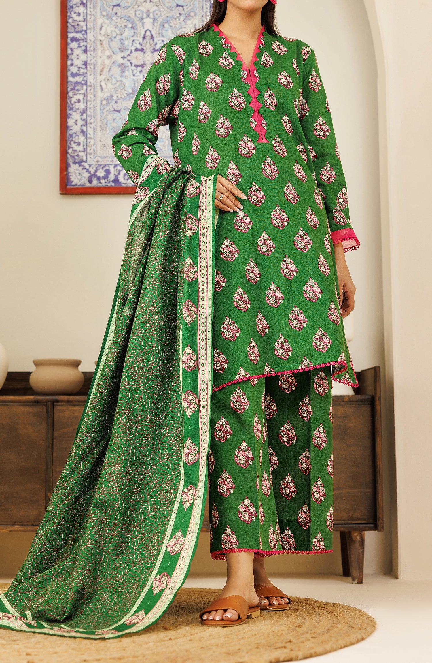 Unstitched 3 Piece Printed Khaddar Shirt , Khaddar Pant and Khaddar Dupatta (OTL-24-379/U GREEN)