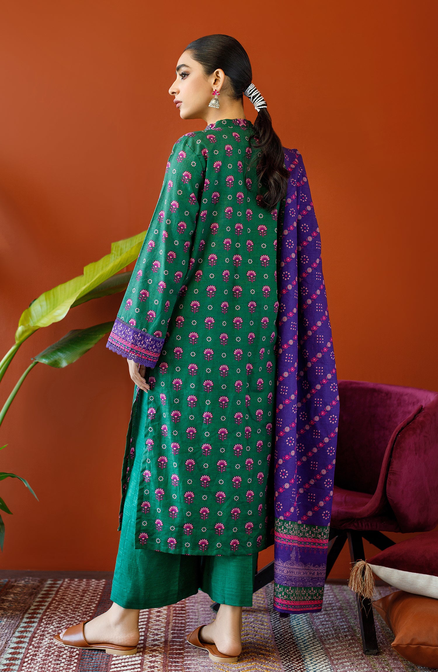 OTL-23-236/S GREEN KHADDAR Women READY TO WEAR SHIRT DUPATTA PANTS