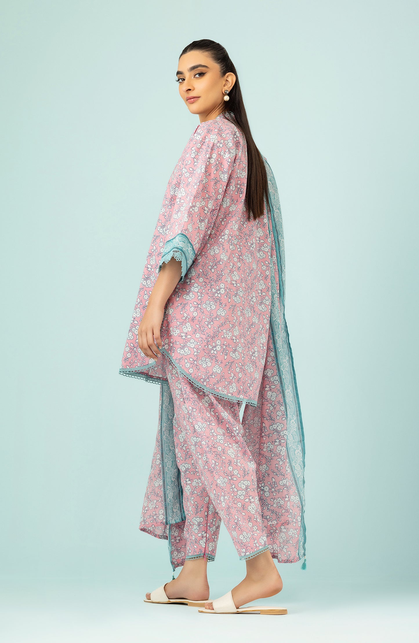 Unstitched 3 Piece Printed Lawn Shirt , Cambric Pant and Lawn Dupatta (OTL-24-429-B/U LIGHT PINK)