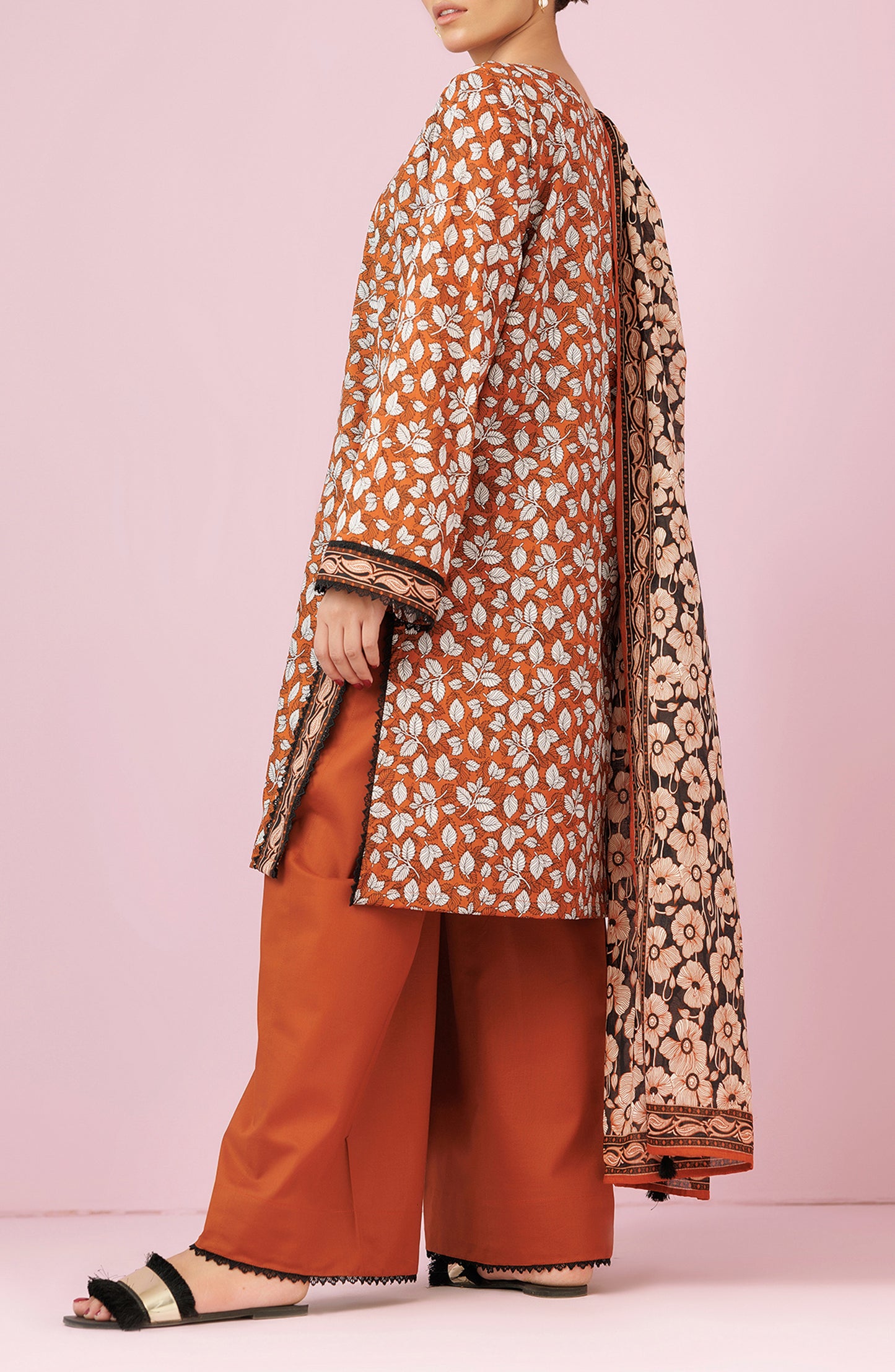 Unstitched 3 Piece Printed Lawn Shirt , Cambric Pant and Lawn Dupatta (OTL-24-370/U BROWN)