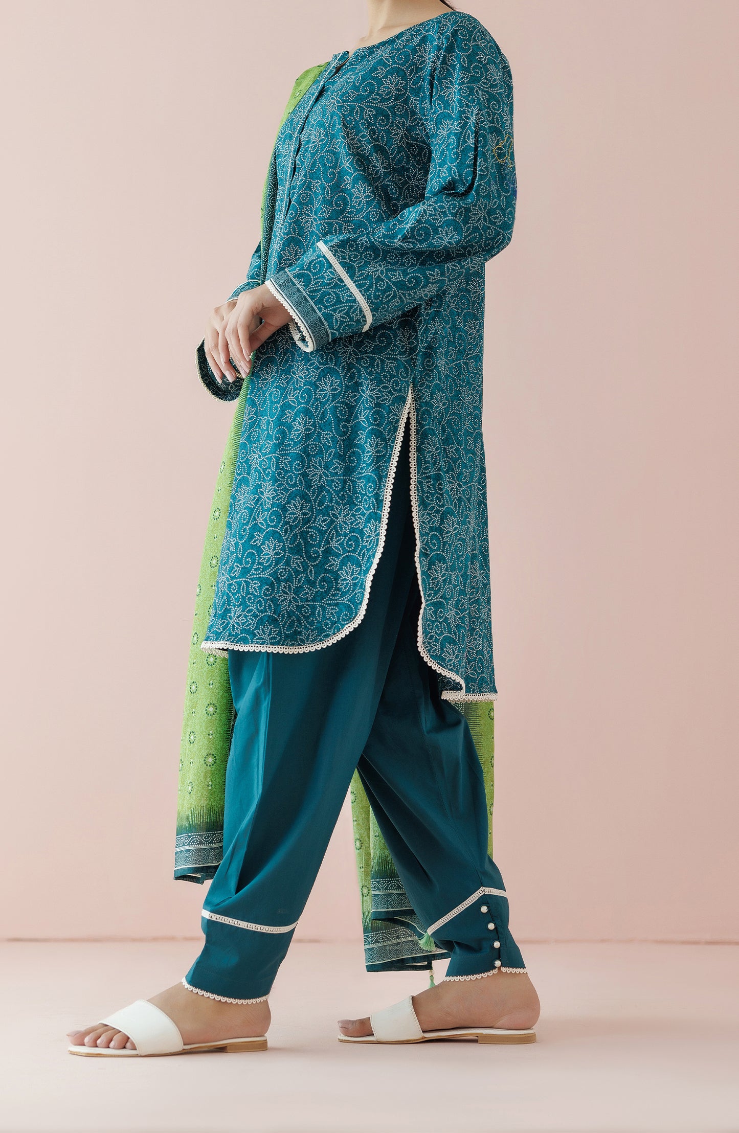 Stitched 3 Piece Printed Lawn Shirt , Cambric Pant and Lawn Dupatta (OTL-24-153/S BLUE)