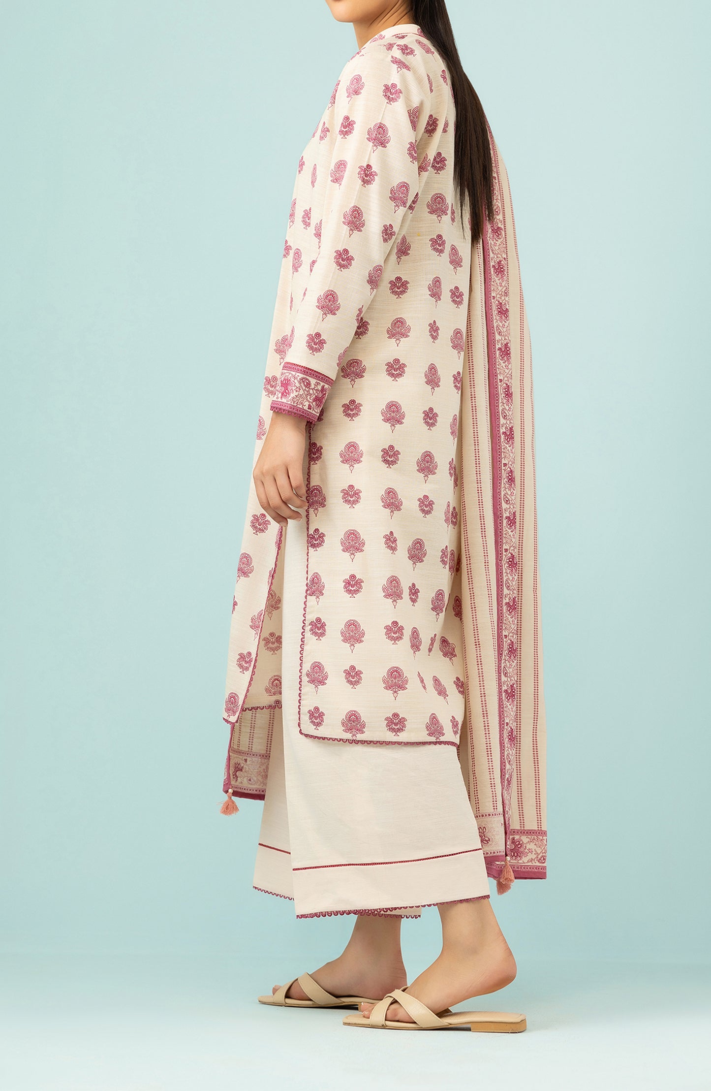 Unstitched 3 Piece Printed Khaddar Shirt , Khaddar Pant and Khaddar Dupatta (OTL-24-185/U OFF WHITE)