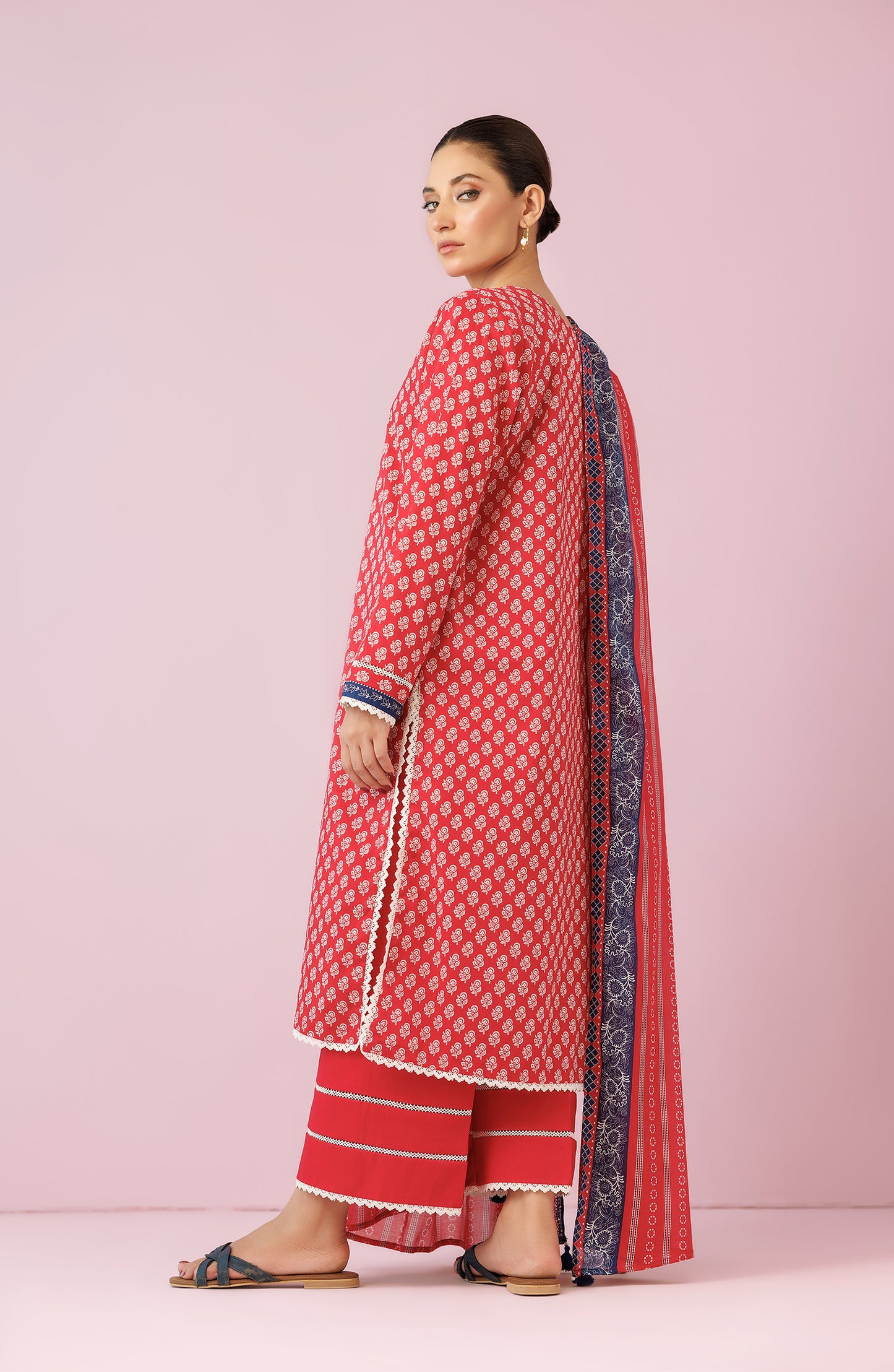 Unstitched 3 Piece Printed Lawn Shirt , Cambric Pant and Lawn Dupatta (OTL-24-196/U RED)