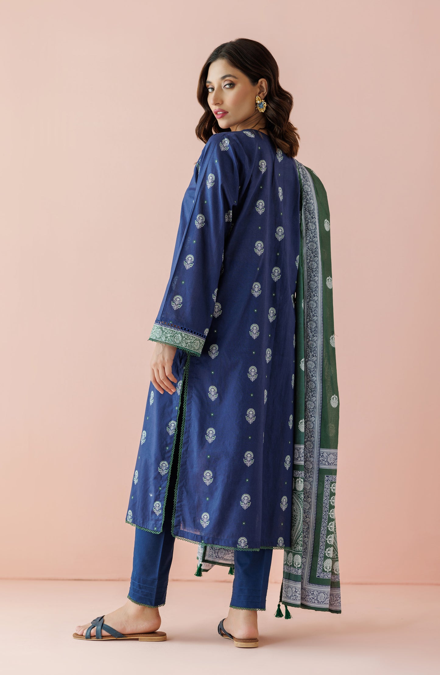 Unstitched 3 Piece Embroidered Lawn Shirt , Cambric Pant and Lawn Dupatta (OTL-24-027/U BLUE)