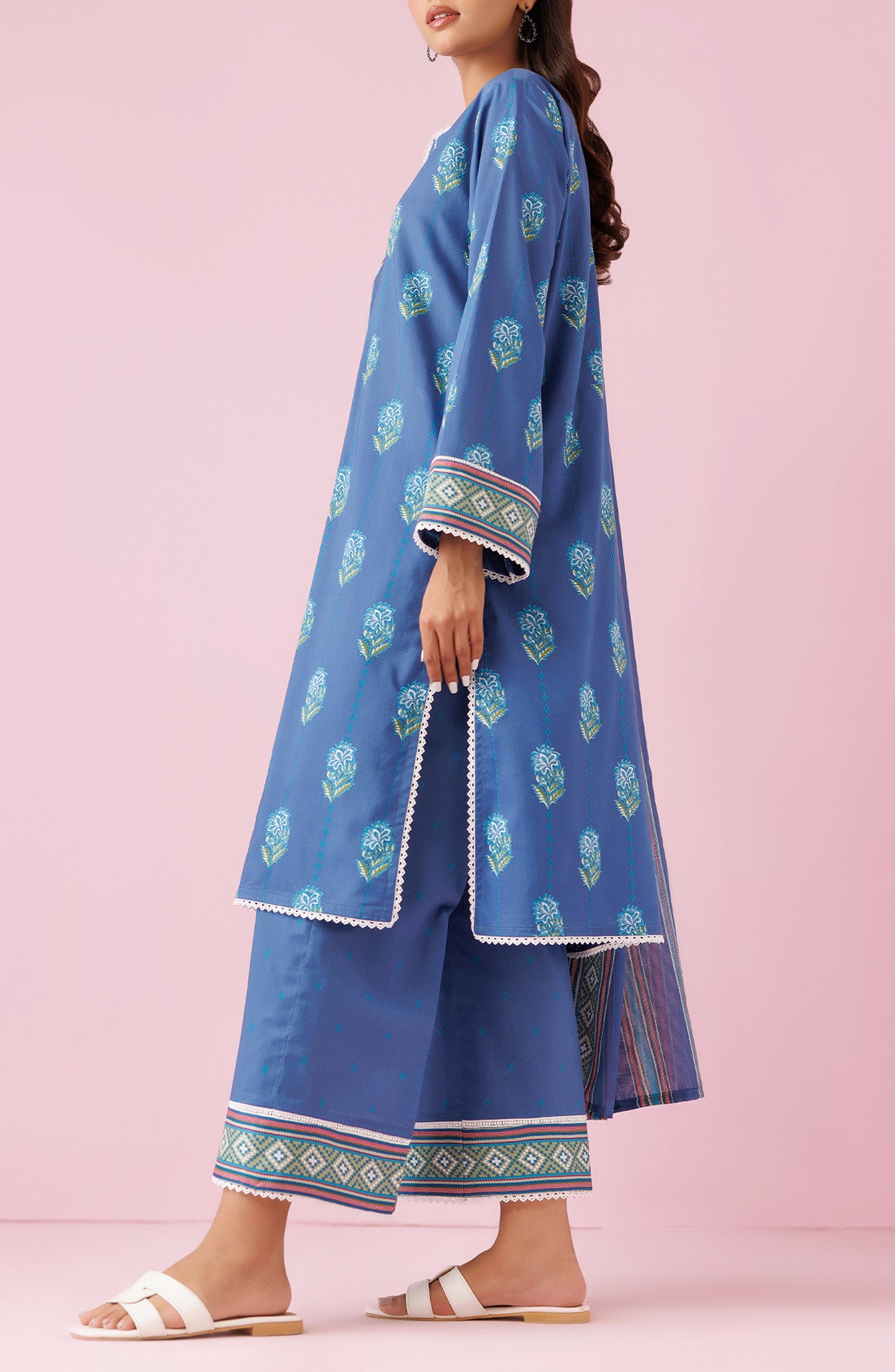 Unstitched 3 Piece Printed Lawn Shirt , Cambric Pant and Lawn Dupatta (OTL-24-162/U BLUE)