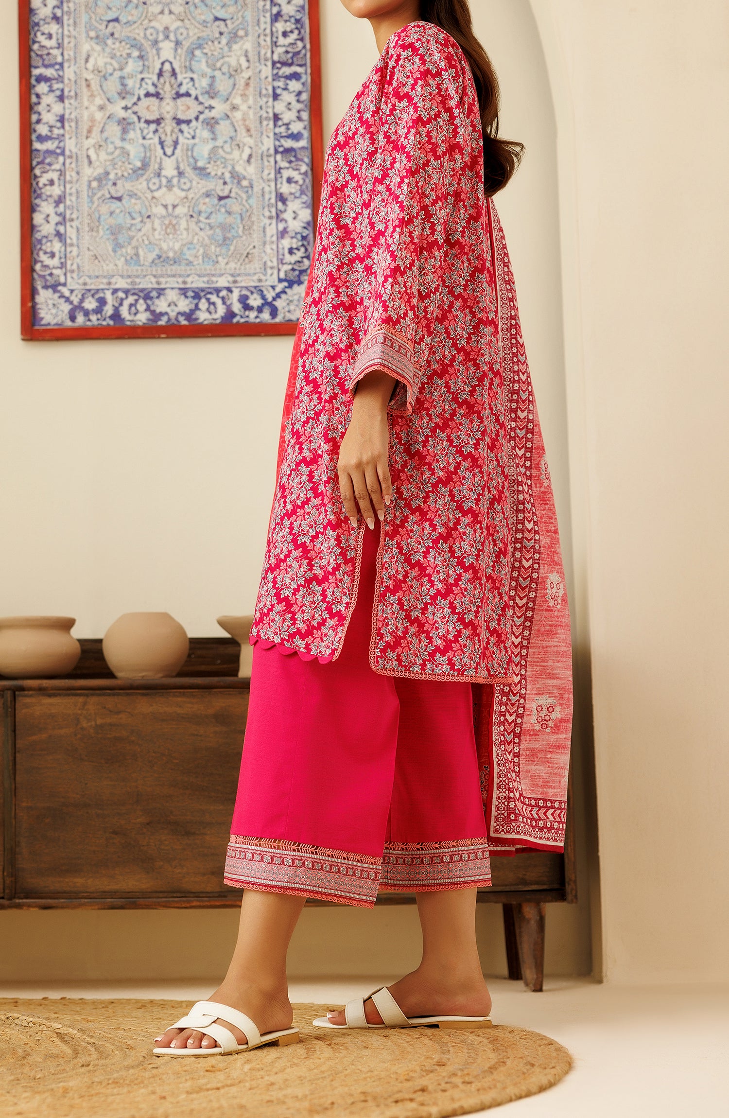 Unstitched 3 Piece Printed Khaddar Shirt , Khaddar Pant and Khaddar Dupatta (OTL-24-330/U DARK PINK)