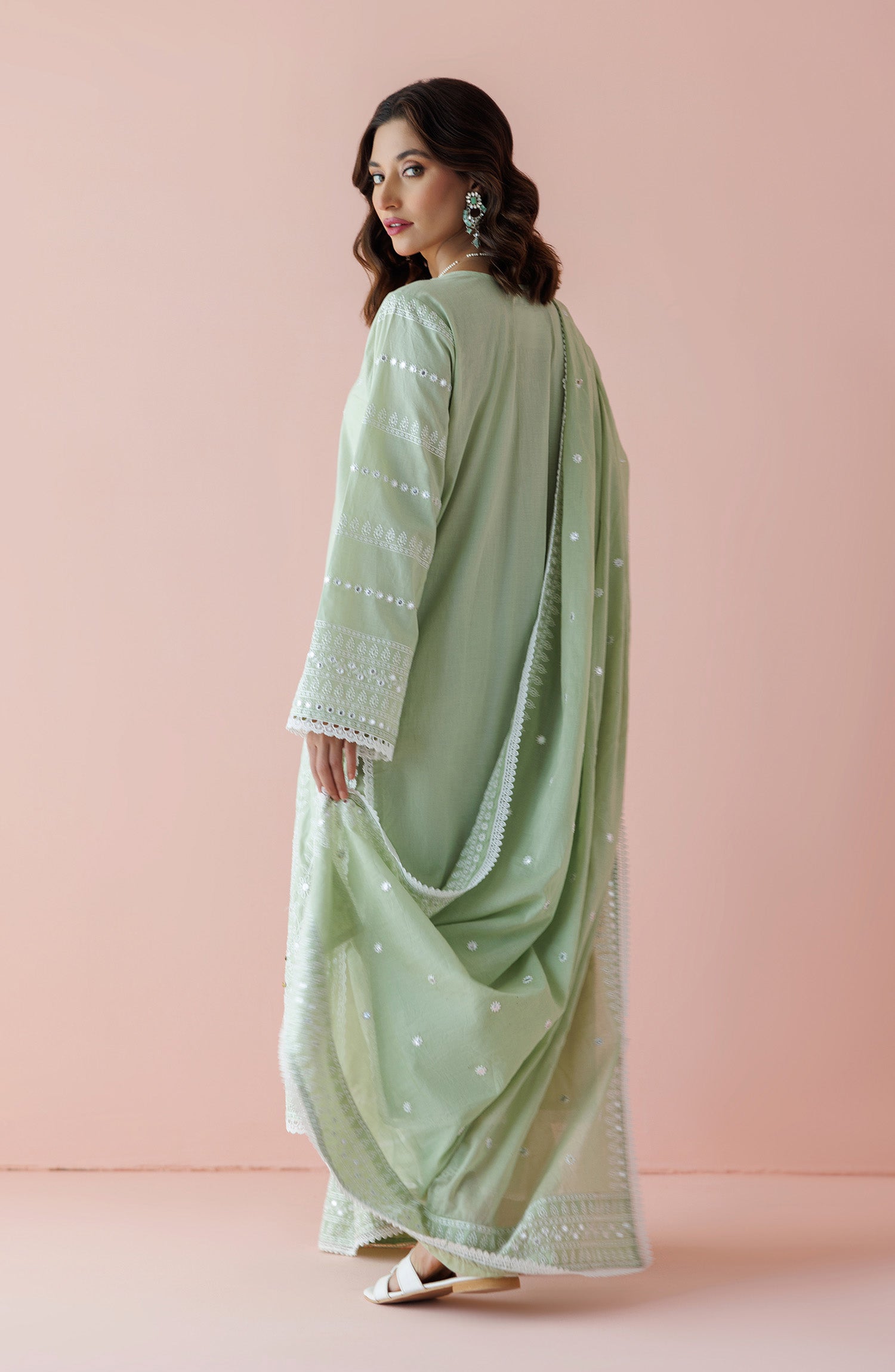 Unstitched 3 Piece Embroidered Lawn Shirt , Cambric Pant and Lawn Dupatta (WRFC24S-3007/U MINT GREEN)