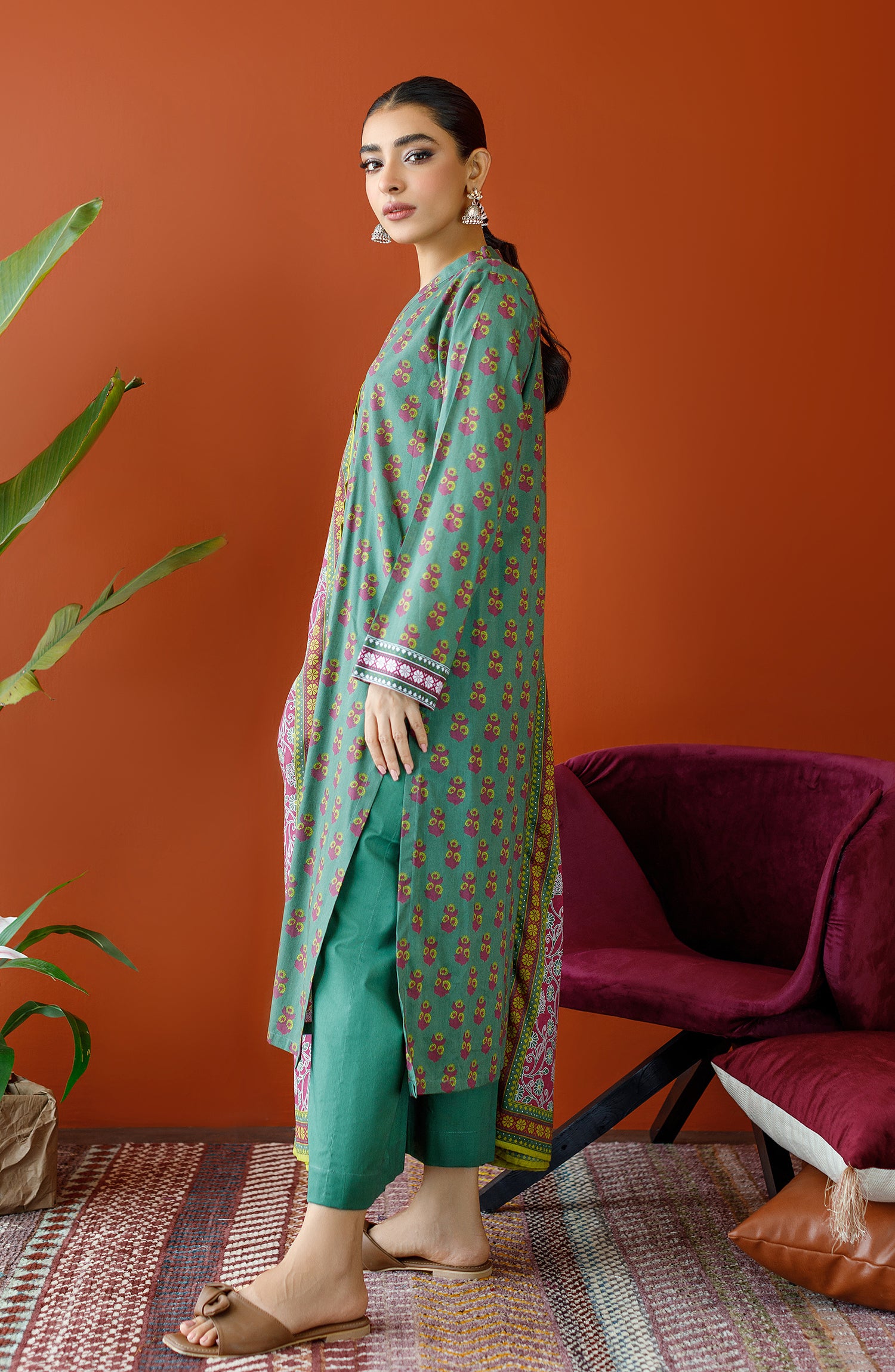 OTL-23-323/U GREEN CAMBRIC Women UNSTITCHED SHIRT DUPATTA PANTS