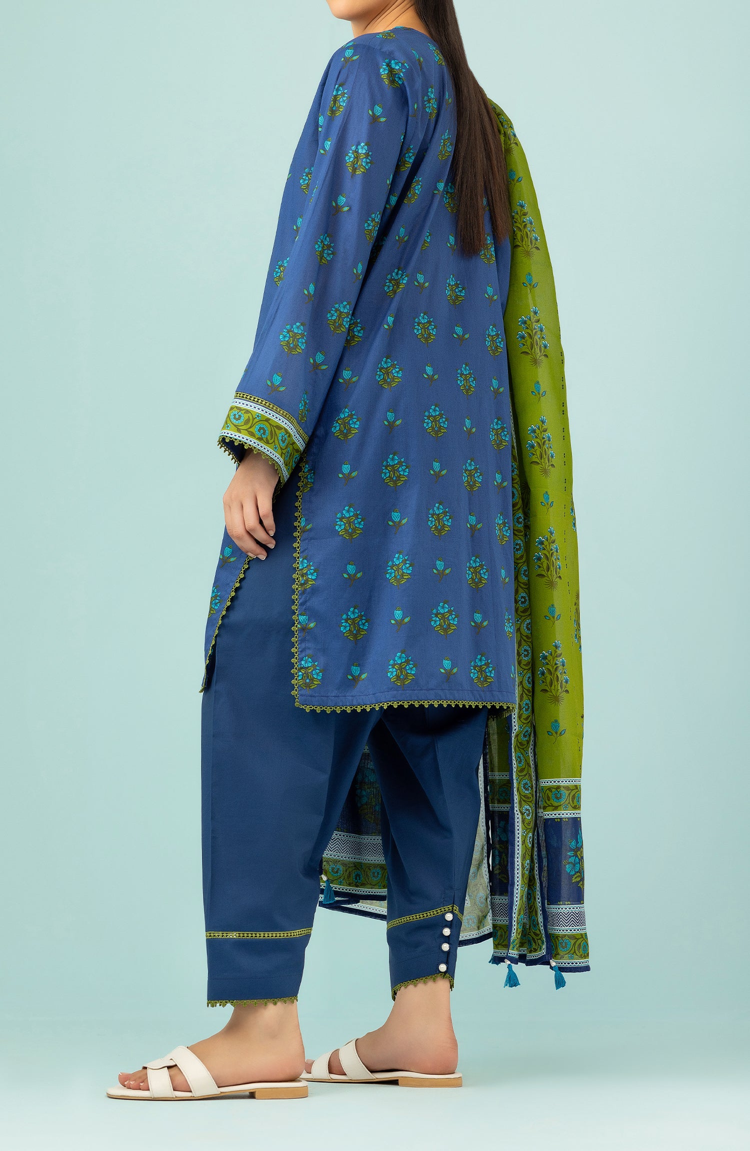 Unstitched 3 Piece Embroidered Lawn Shirt , Cambric Pant and Lawn Dupatta (OTL-24-118/U BLUE)