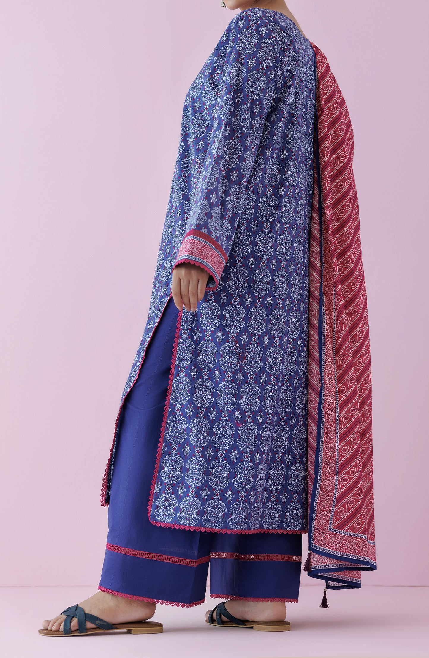 Unstitched 3 Piece Printed Lawn Shirt , Cambric Pant and Lawn Dupatta (OTL-24-210/U BLUE)