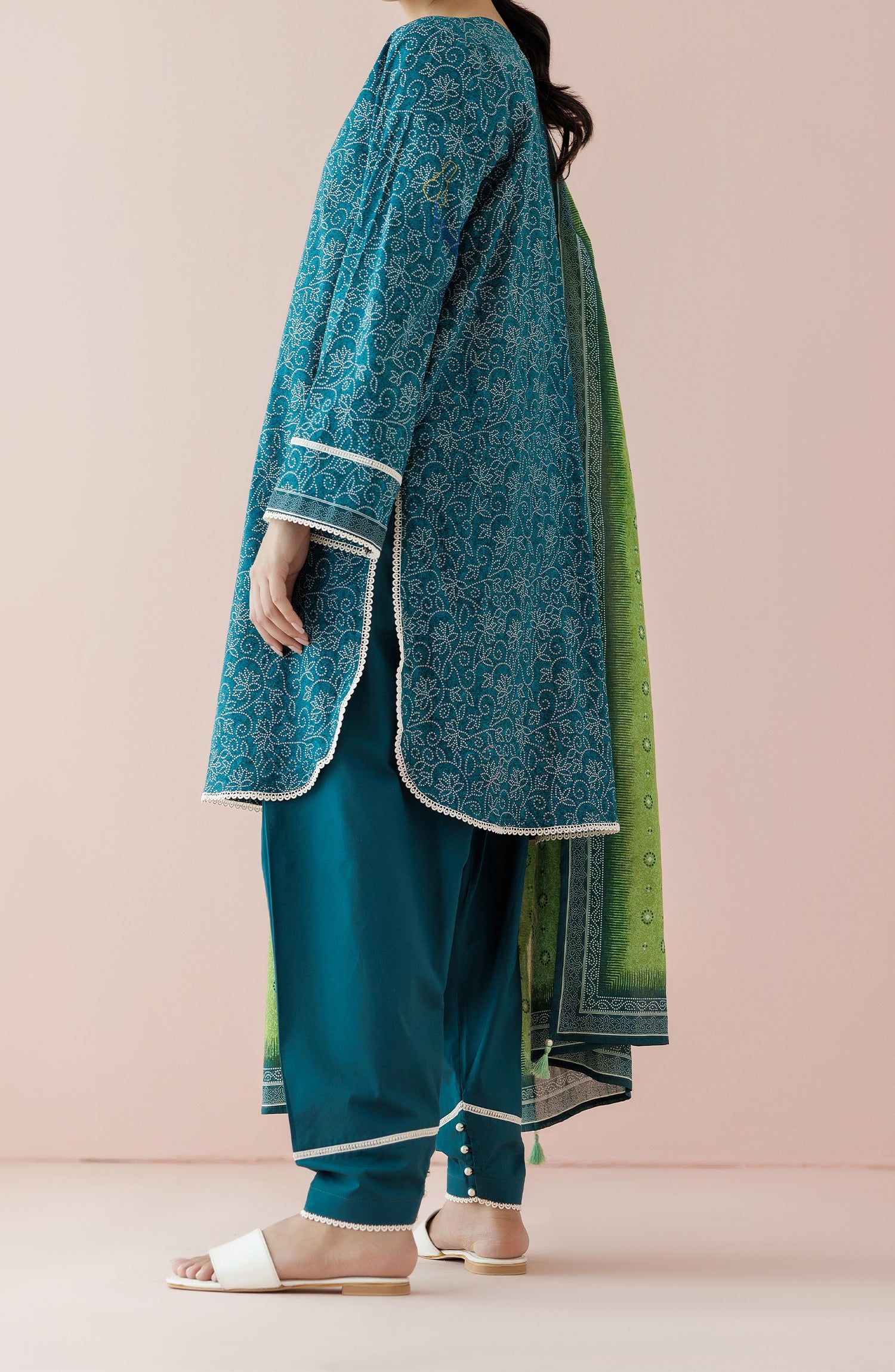 Stitched 3 Piece Printed Lawn Shirt , Cambric Pant and Lawn Dupatta (OTL-24-153/S BLUE)