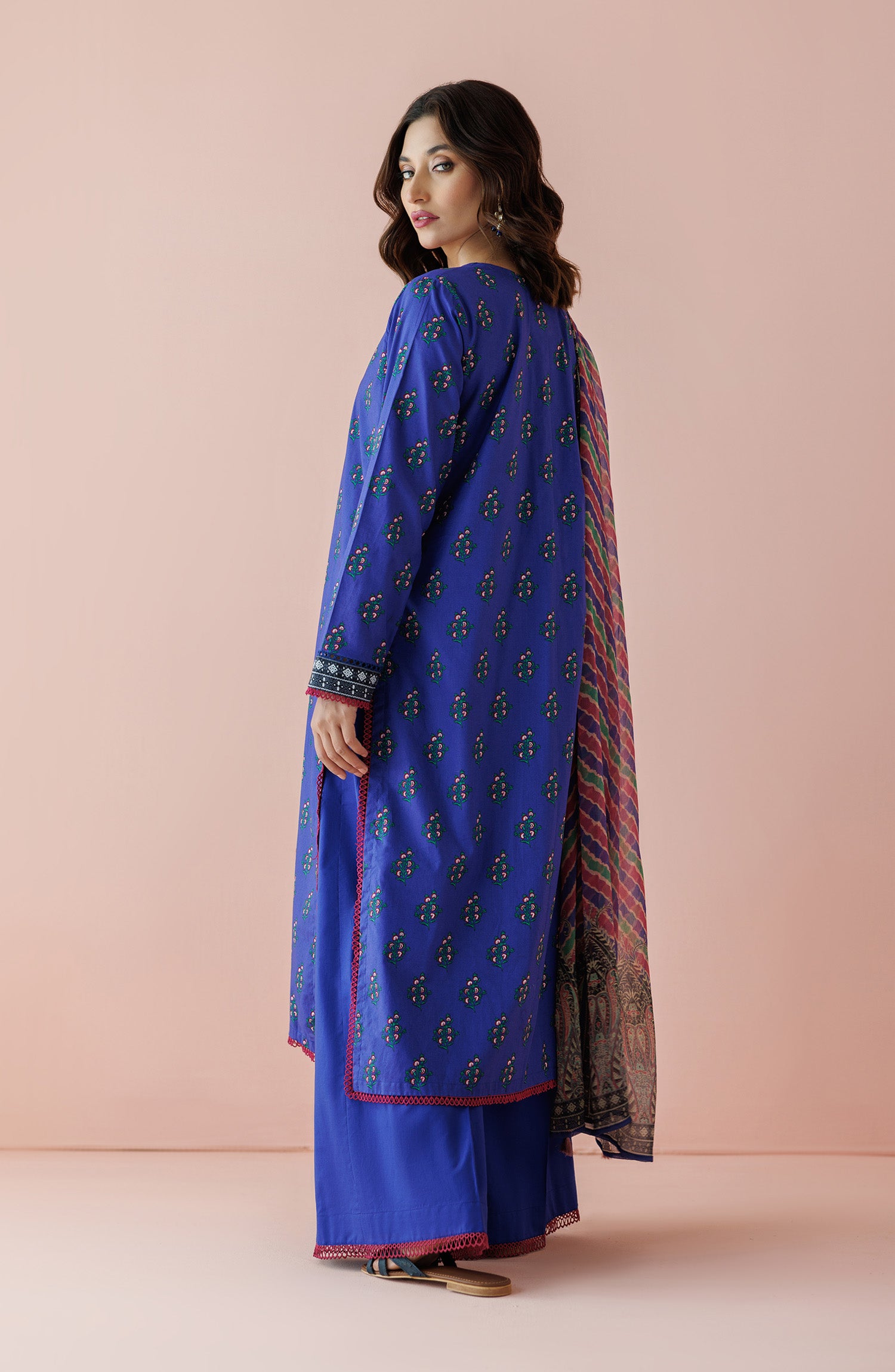 Unstitched 3 Piece Embroidered Lawn Shirt , Cambric Pant and Kitonic Chiffon Dupatta (OTL-24-041/U BLUE)