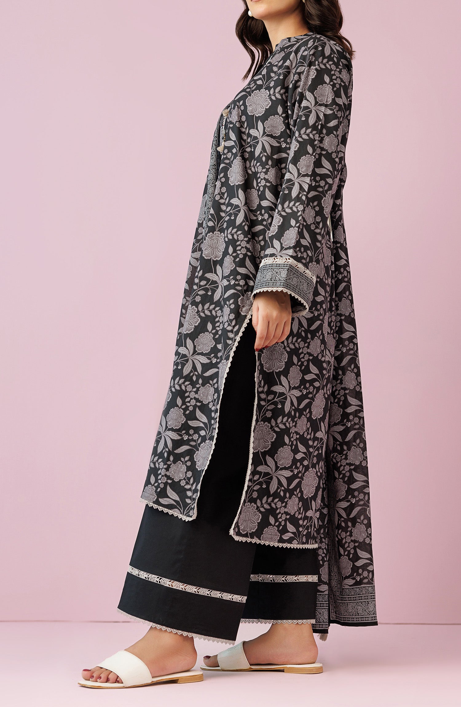 Unstitched 3 Piece Printed Lawn Shirt , Cambric Pant and Lawn Dupatta (OTL-24-421/U BLACK)