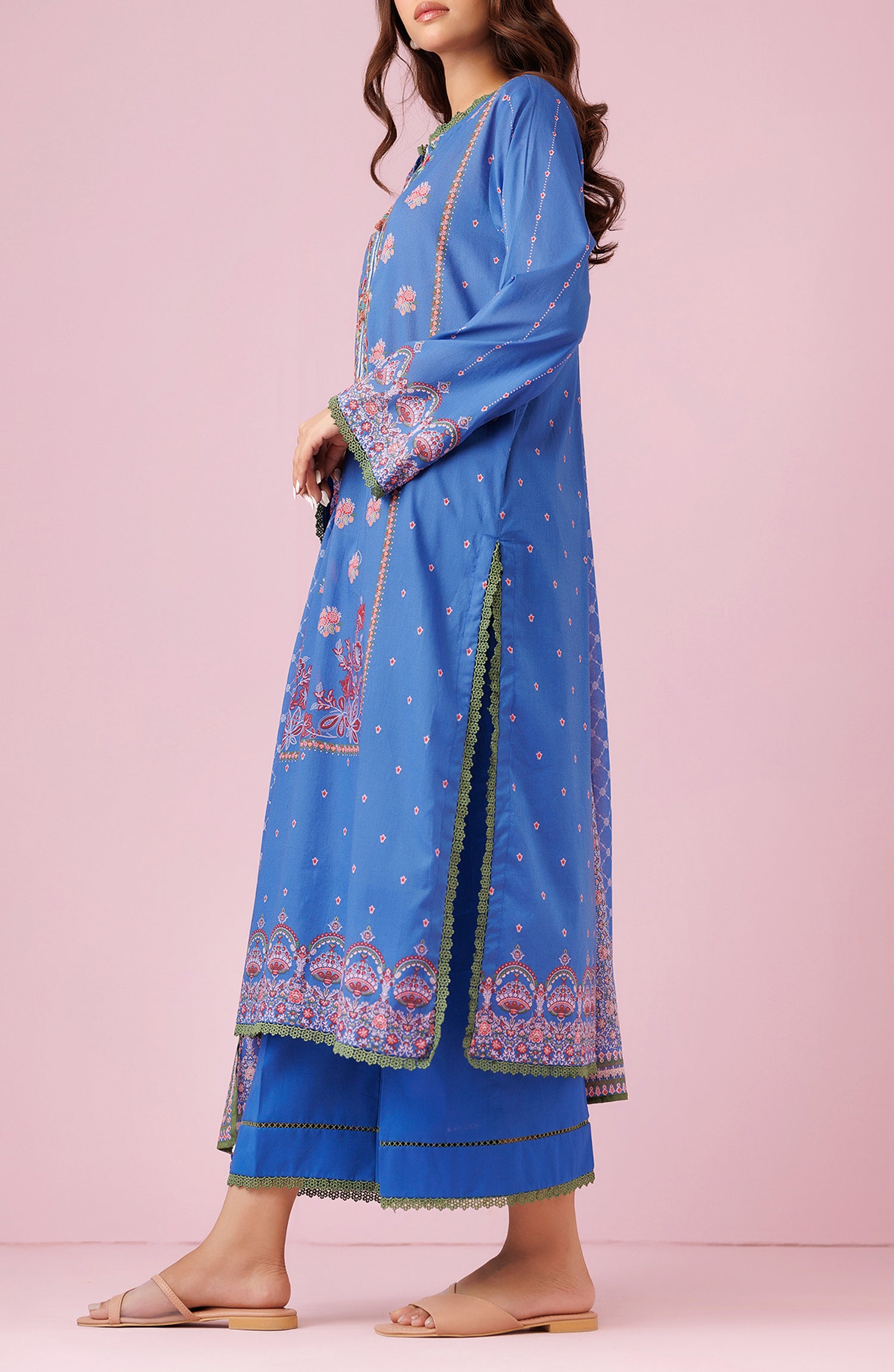 Unstitched 3 Piece Embroidered Lawn Shirt , Cambric Pant and Kitonic Chiffon Dupatta (OTL-24-407/U BLUE)