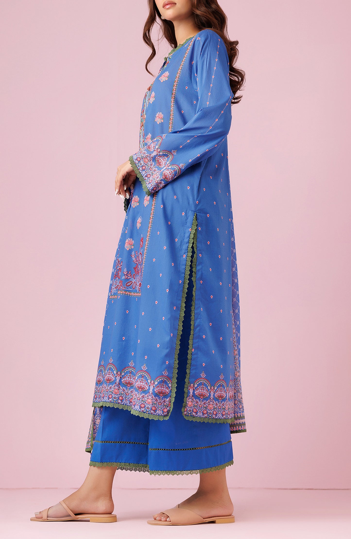 Unstitched 3 Piece Embroidered Lawn Shirt , Cambric Pant and Kitonic Chiffon Dupatta (OTL-24-407/U BLUE)