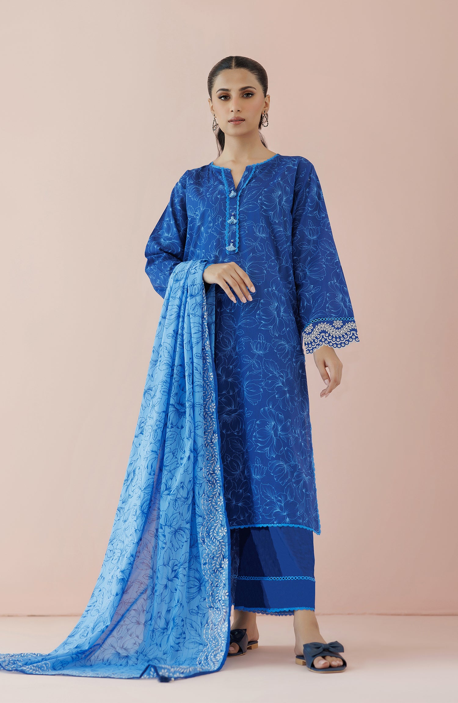 Unstitched 3 Piece Embroidered Lawn Shirt , Lawn Pant and Lawn Dupatta (OTL-24-010/U BLUE)