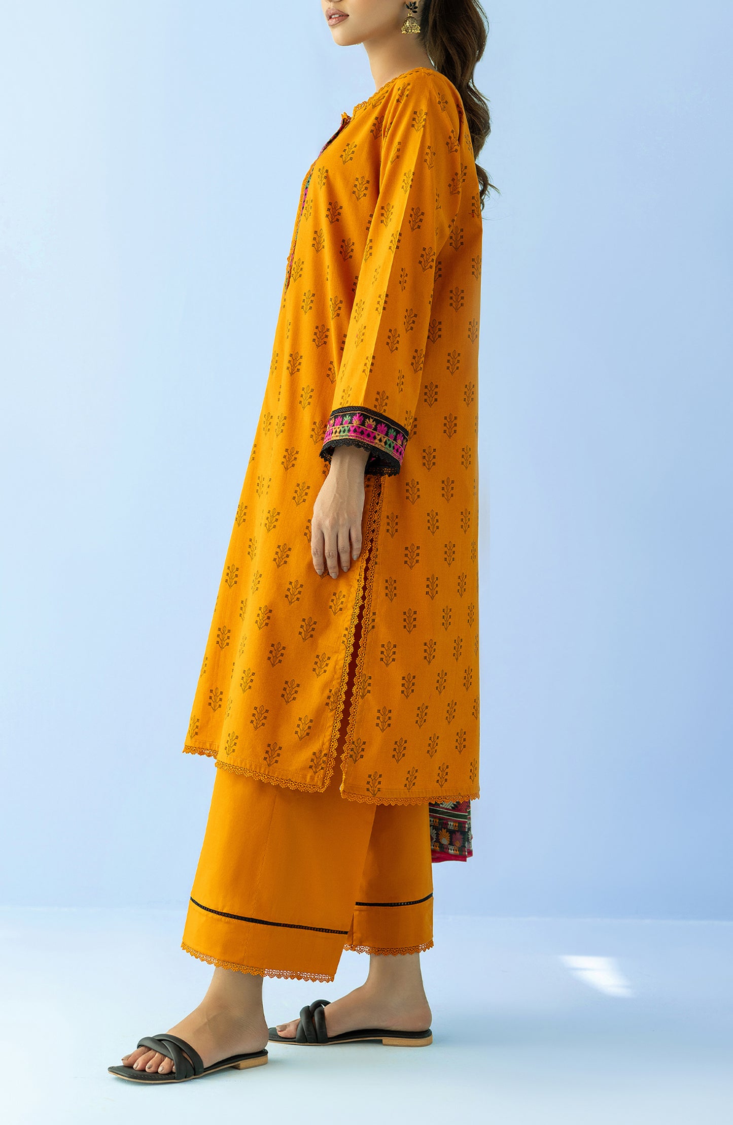 OTL-24-225/U YELLOW LAWN Women UNSTITCHED SHIRT DUPATTA PANTS