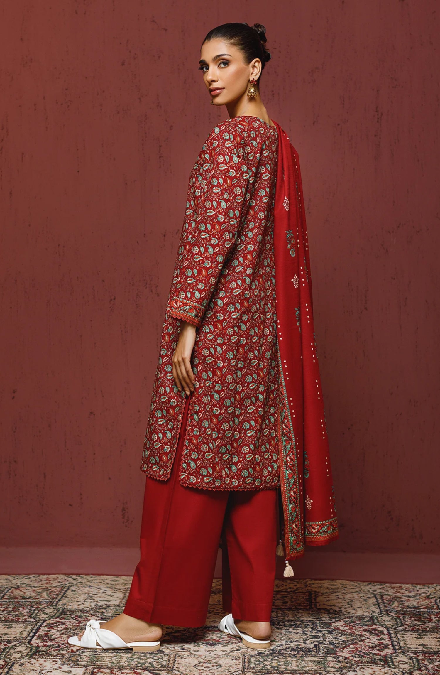 OTL-23-194/S MAROON KHADDAR Women READY TO WEAR SHIRT DUPATTA PANTS