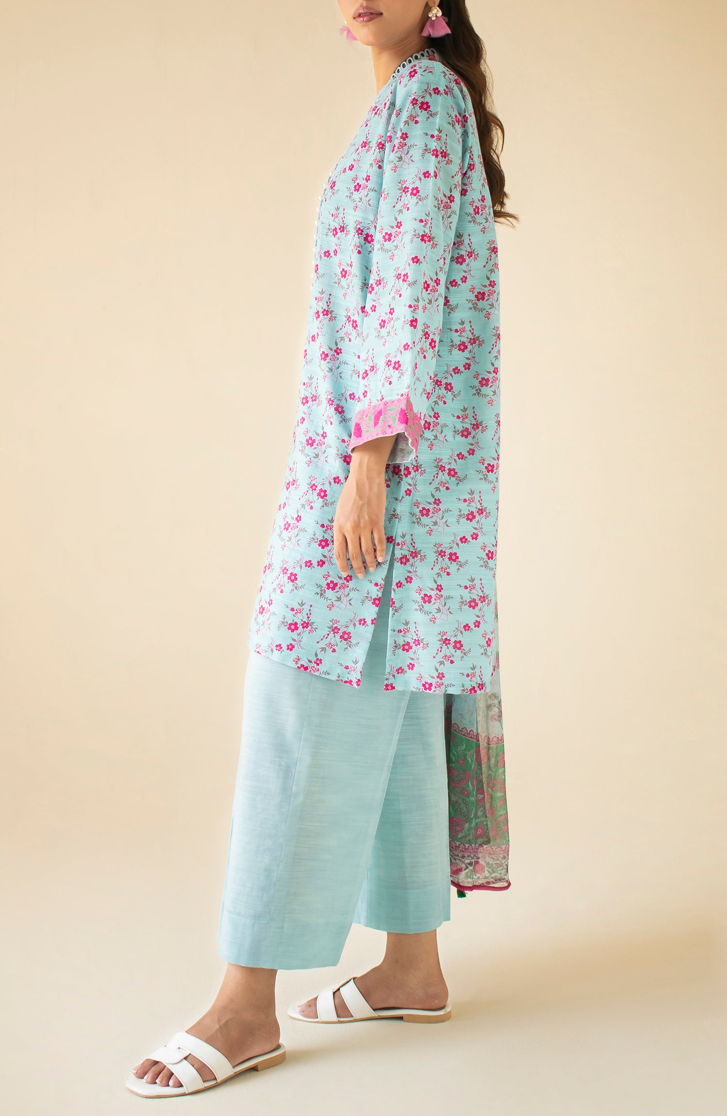 Unstitched 3 Piece Printed Khaddar Shirt , Khaddar Pant and KETONIC Dupatta (OTL-24-109/U SKY BLUE)