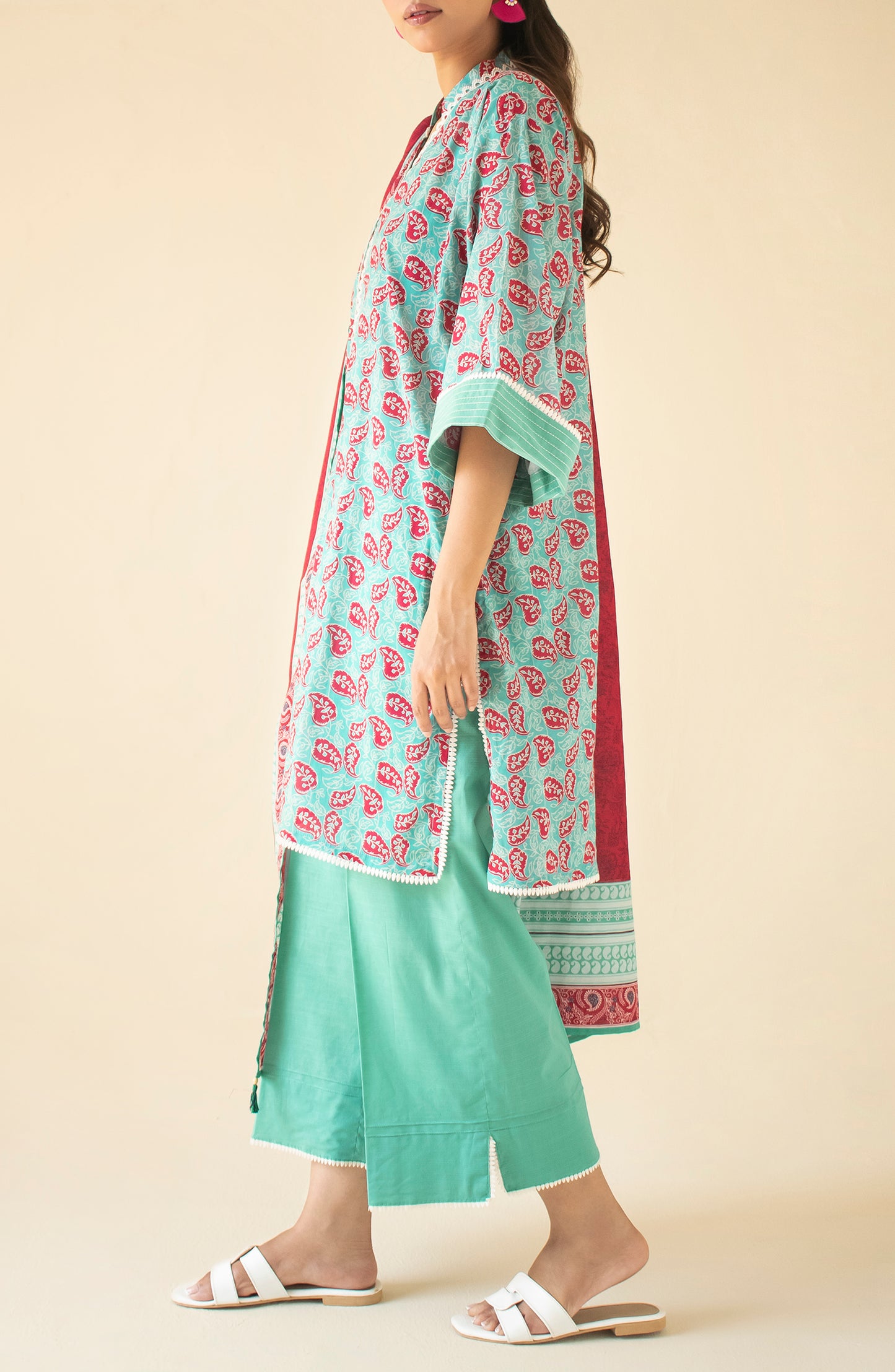 Unstitched 3 Piece Printed Light Khaddar Shirt , Light Khaddar Pant and Light Khaddar Dupatta (OTL-24-319/U SEA GREEN)