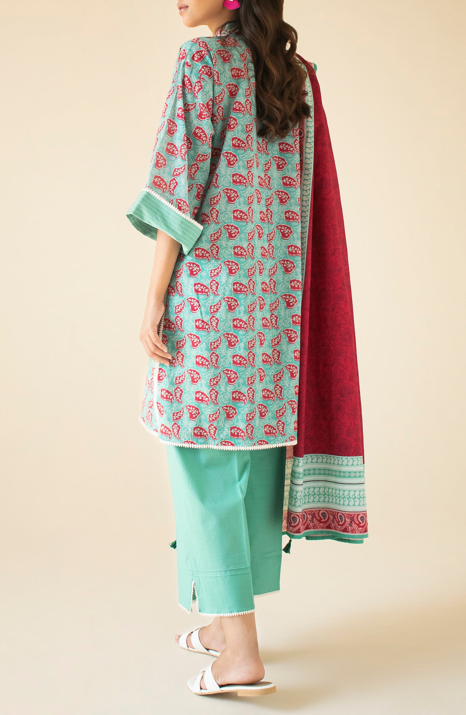 Unstitched 3 Piece Printed Light Khaddar Shirt , Light Khaddar Pant and Light Khaddar Dupatta (OTL-24-319/U SEA GREEN)