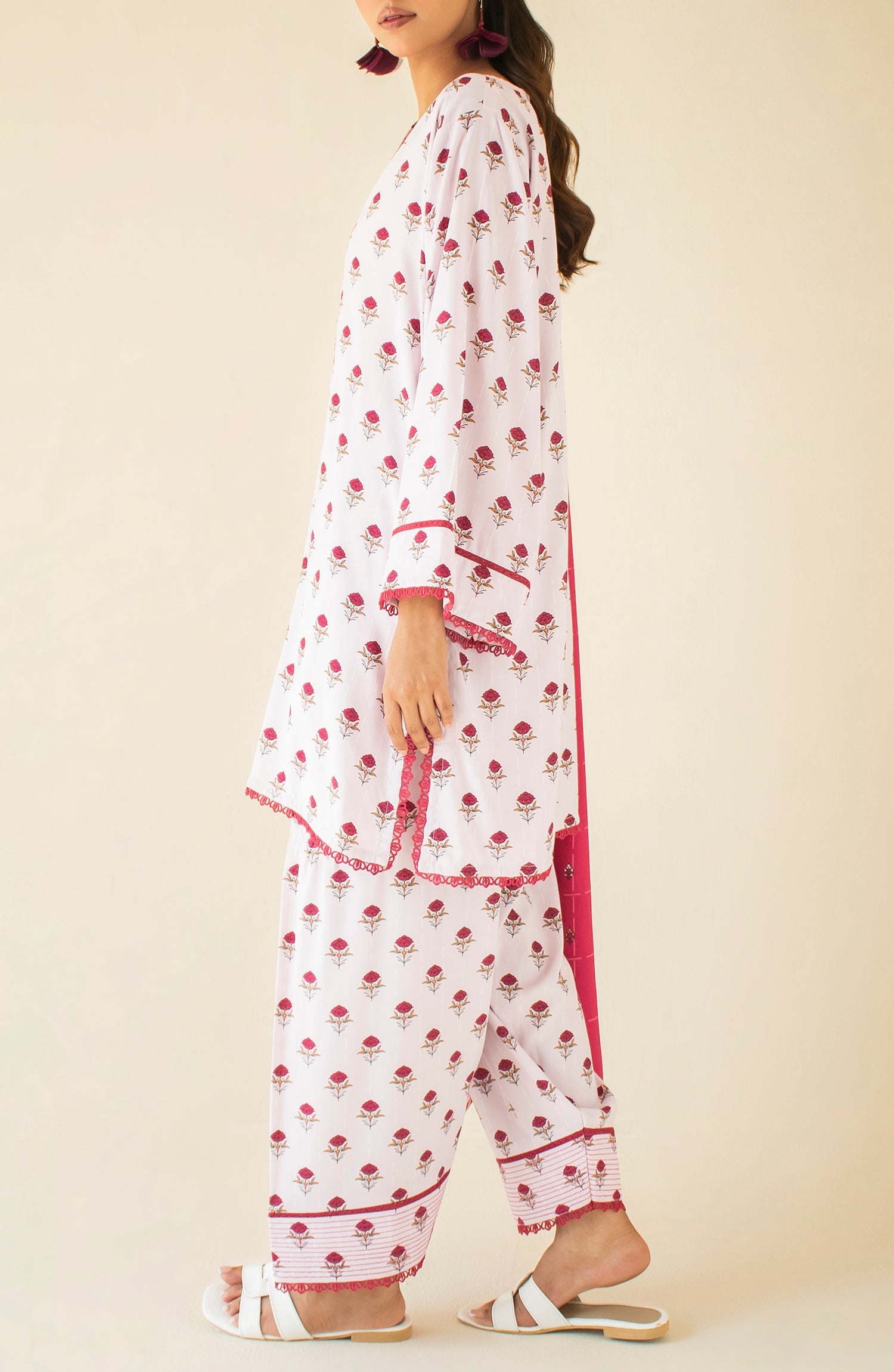 Unstitched 3 Piece Printed Linen Shirt , Linen Pant and Linen Dupatta (OTL-24-455/U LIGHT PINK)