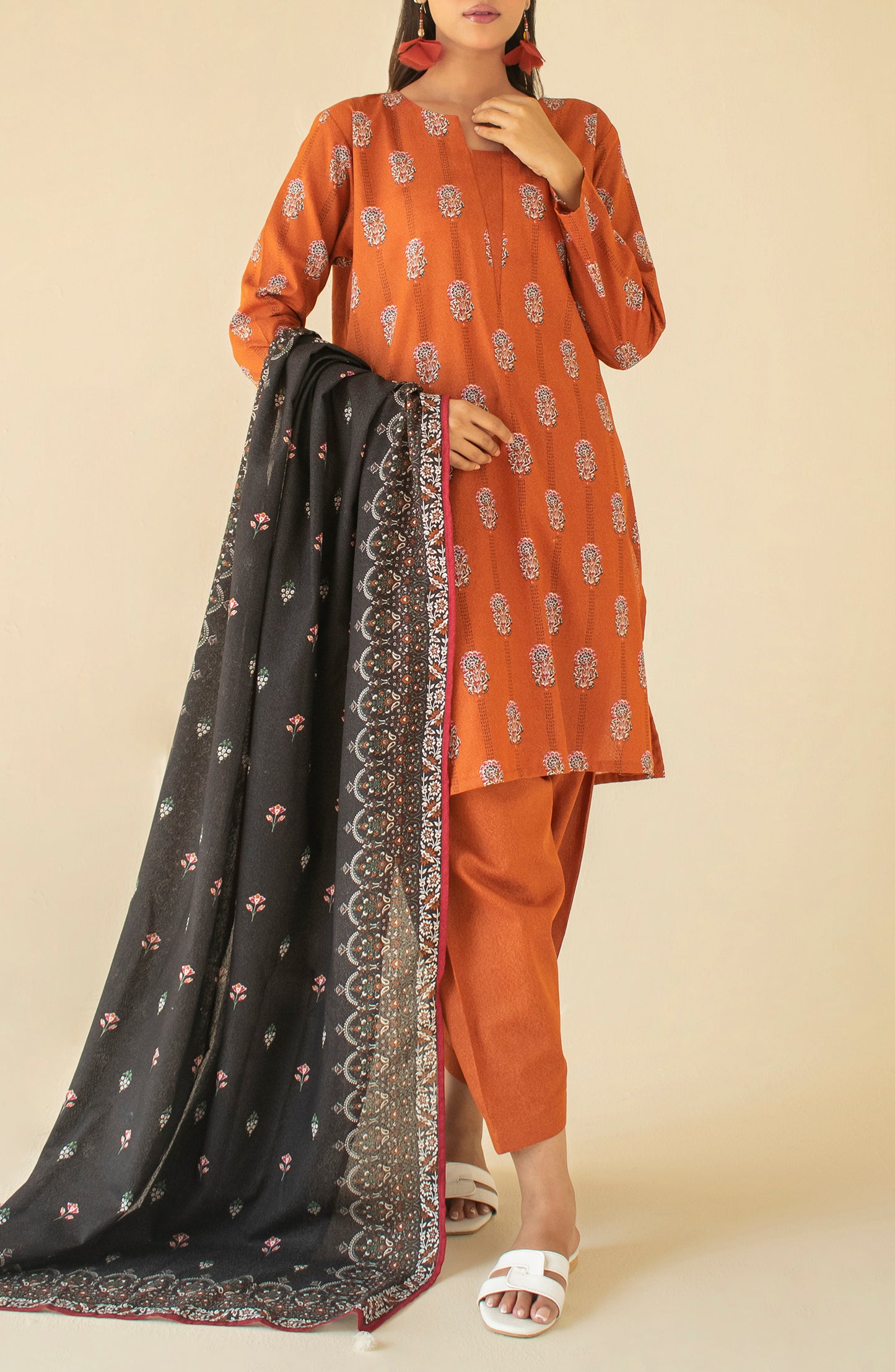 OTL-24-385/U ORANGE KARANDI Women UNSTITCHED SHIRT DUPATTA PANTS