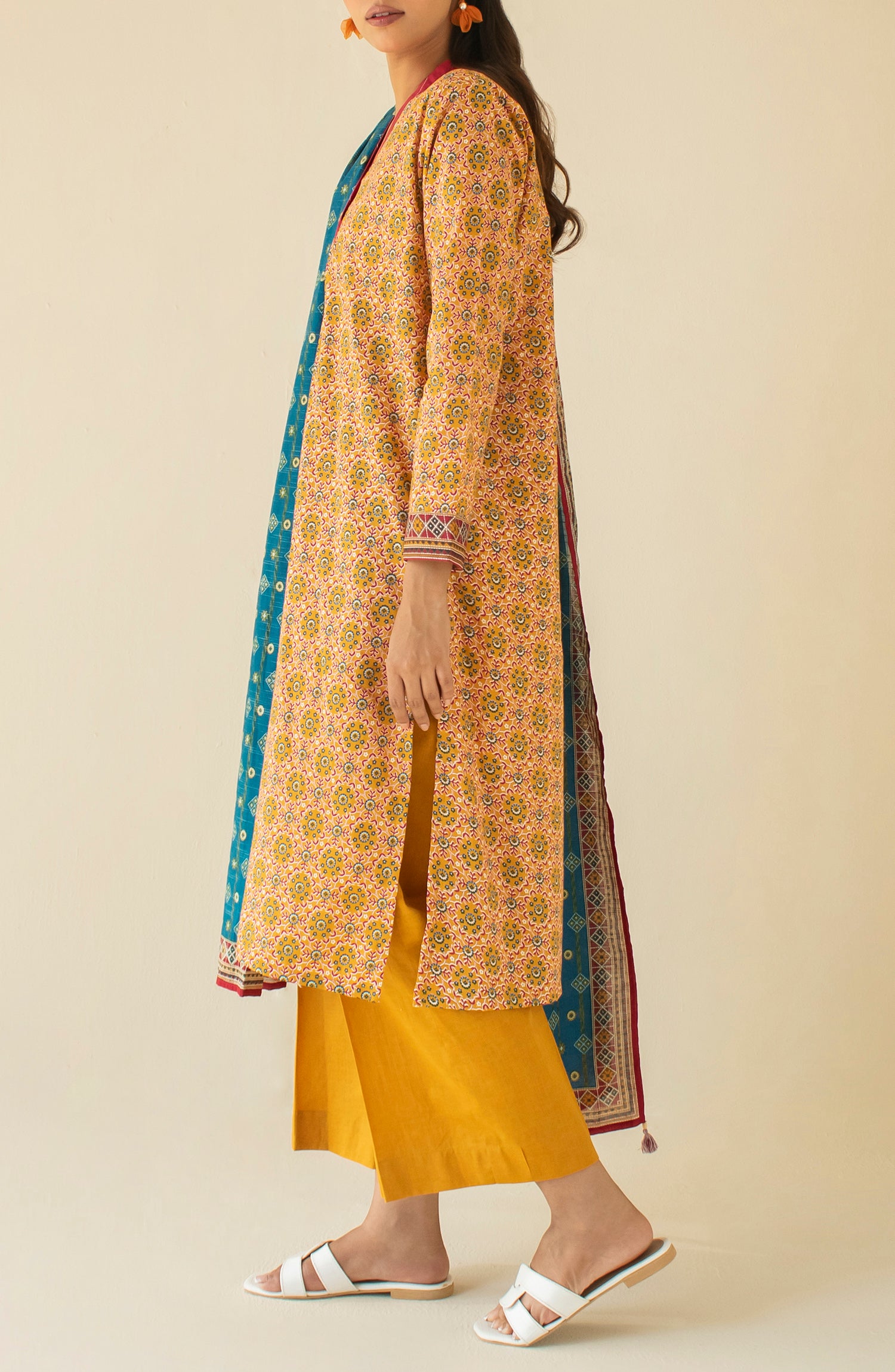 Unstitched 3 Piece Printed Khaddar Shirt , Khaddar Pant and Khaddar Dupatta (OTL-24-384/U OCHRE)