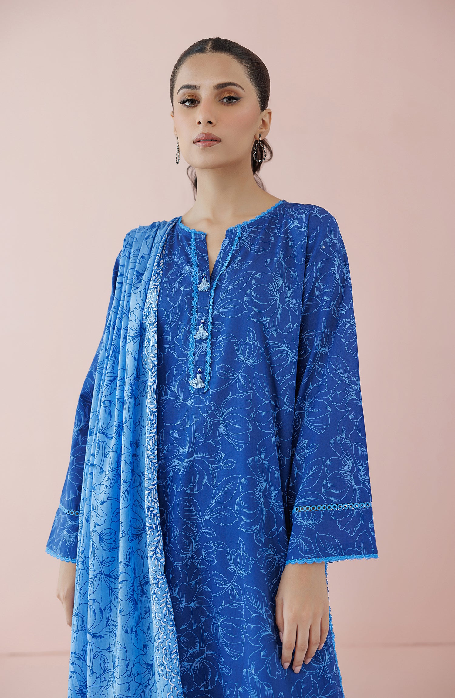 Unstitched 3 Piece Embroidered Lawn Shirt , Lawn Pant and Lawn Dupatta (OTL-24-010/U BLUE)