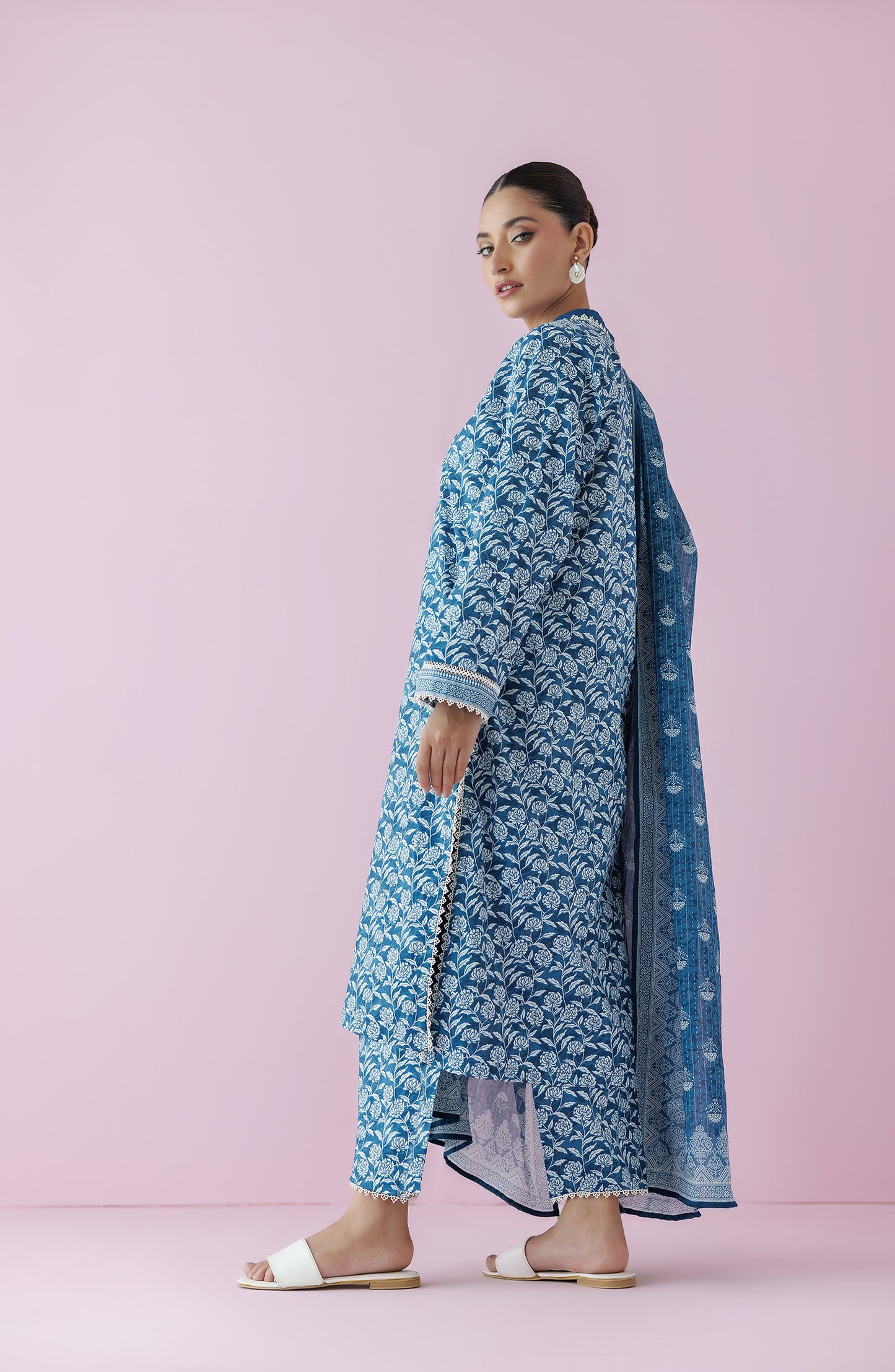 Unstitched 3 Piece Printed Lawn Shirt , Cambric Pant and Lawn Dupatta (OTL-24-313/U TEAL)