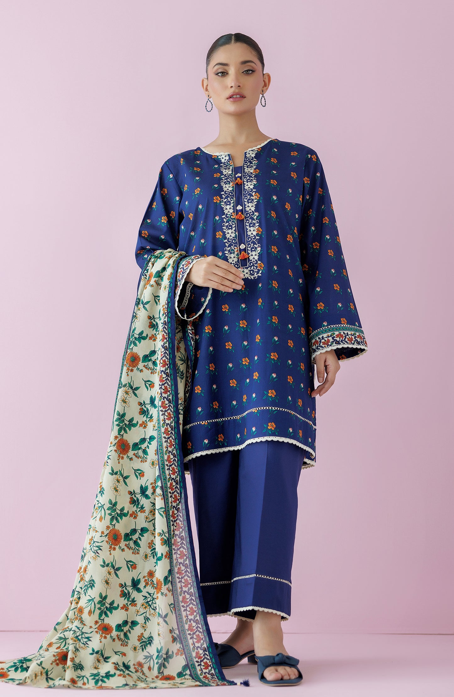 Unstitched 3 Piece Embroidered Lawn Shirt , Cambric Pant and Lawn Dupatta (OTL-24-063/U BLUE)