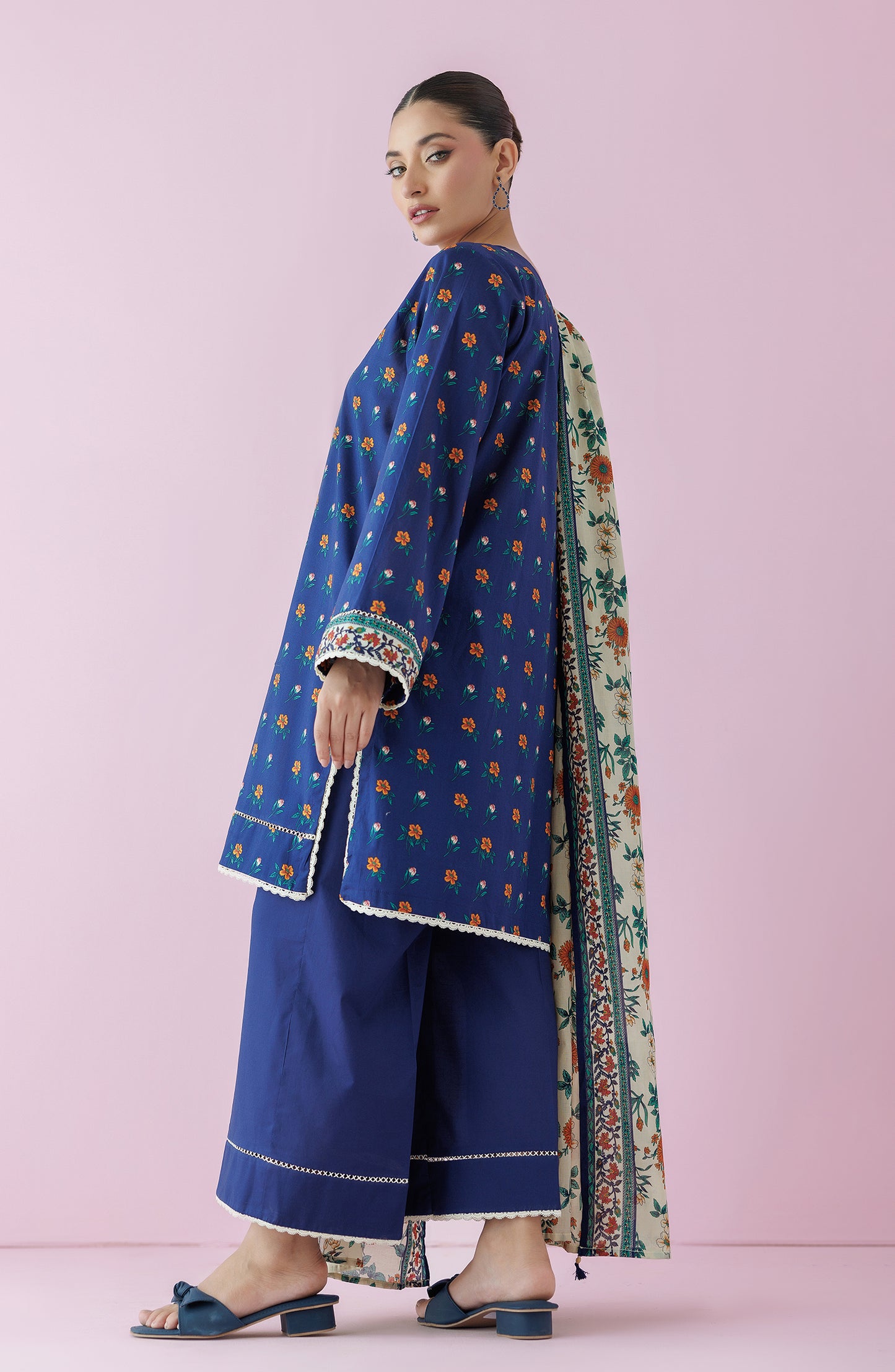 Unstitched 3 Piece Embroidered Lawn Shirt , Cambric Pant and Lawn Dupatta (OTL-24-063/U BLUE)