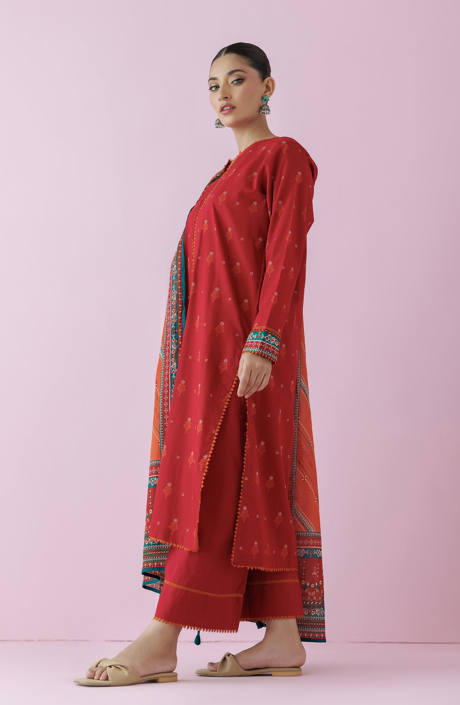 Unstitched 3 Piece Printed Lawn Shirt , Cambric Pant and Lawn Dupatta (OTL-24-147/U MAROON)