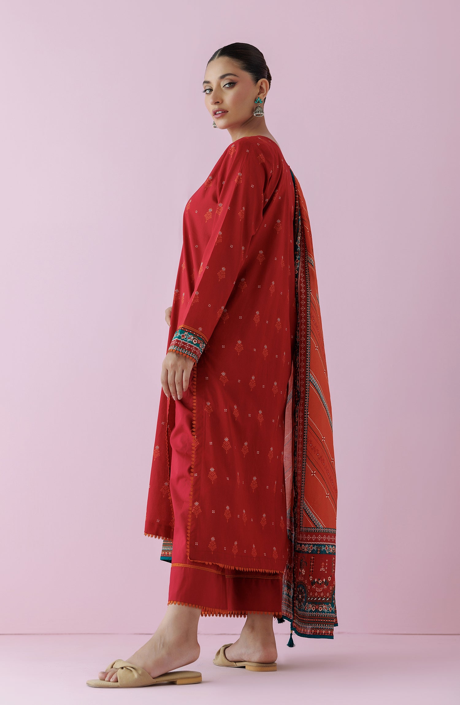 Unstitched 3 Piece Printed Lawn Shirt , Cambric Pant and Lawn Dupatta (OTL-24-147/U MAROON)