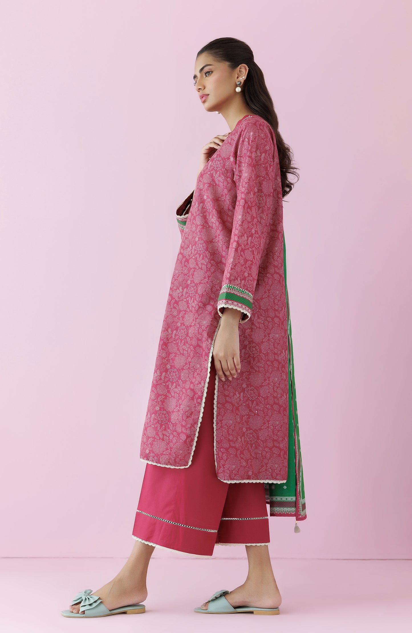 Unstitched 3 Piece Printed Lawn Shirt , Cambric Pant and Lawn Dupatta (OTL-24-351/U PINK)