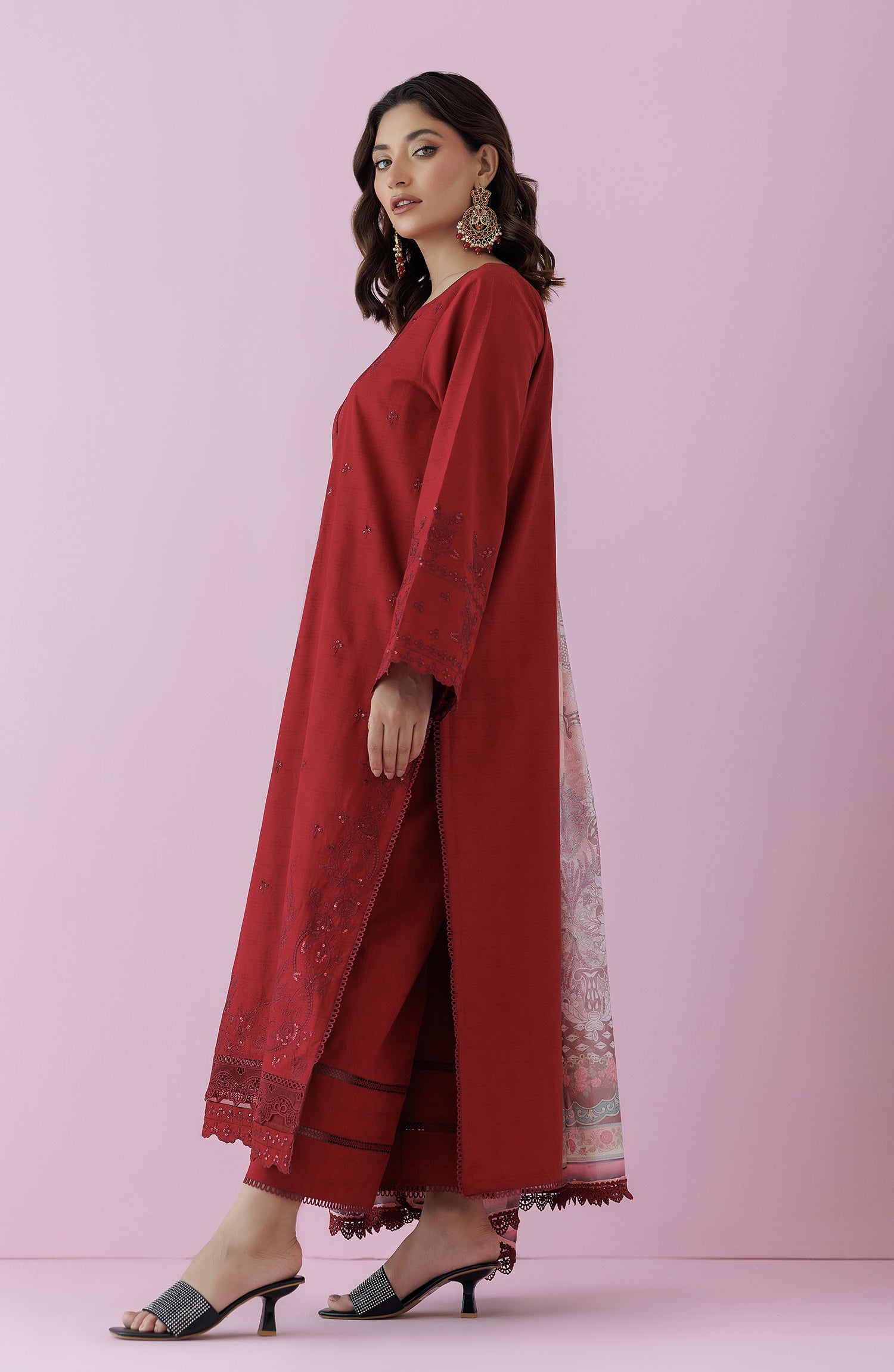 Unstitched 3 Piece Embroidered Jacquard Shirt , Jacquard Pant and Silk Dupatta (OTL-24-007/U MAROON)