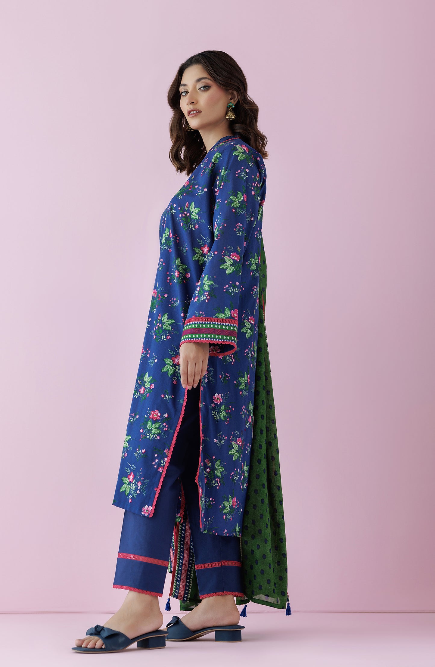 Unstitched 3 Piece Printed Lawn Shirt , Cambric Pant and Lawn Dupatta (OTL-24-194/U BLUE)