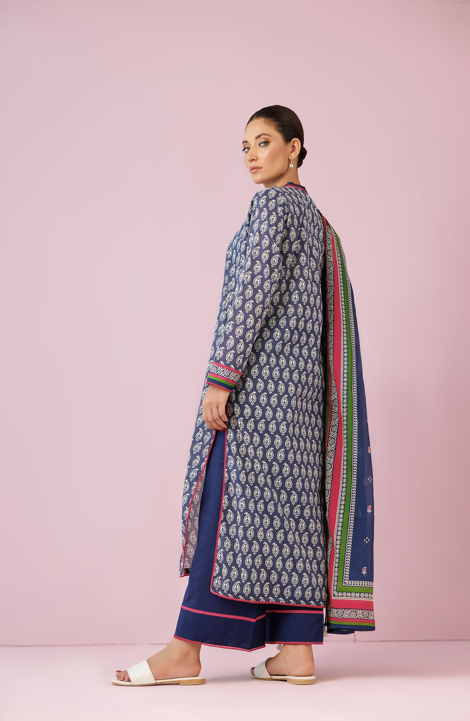 Unstitched 3 Piece Printed Lawn Shirt , Cambric Pant and Lawn Dupatta (OTL-24-135/U BLUE)