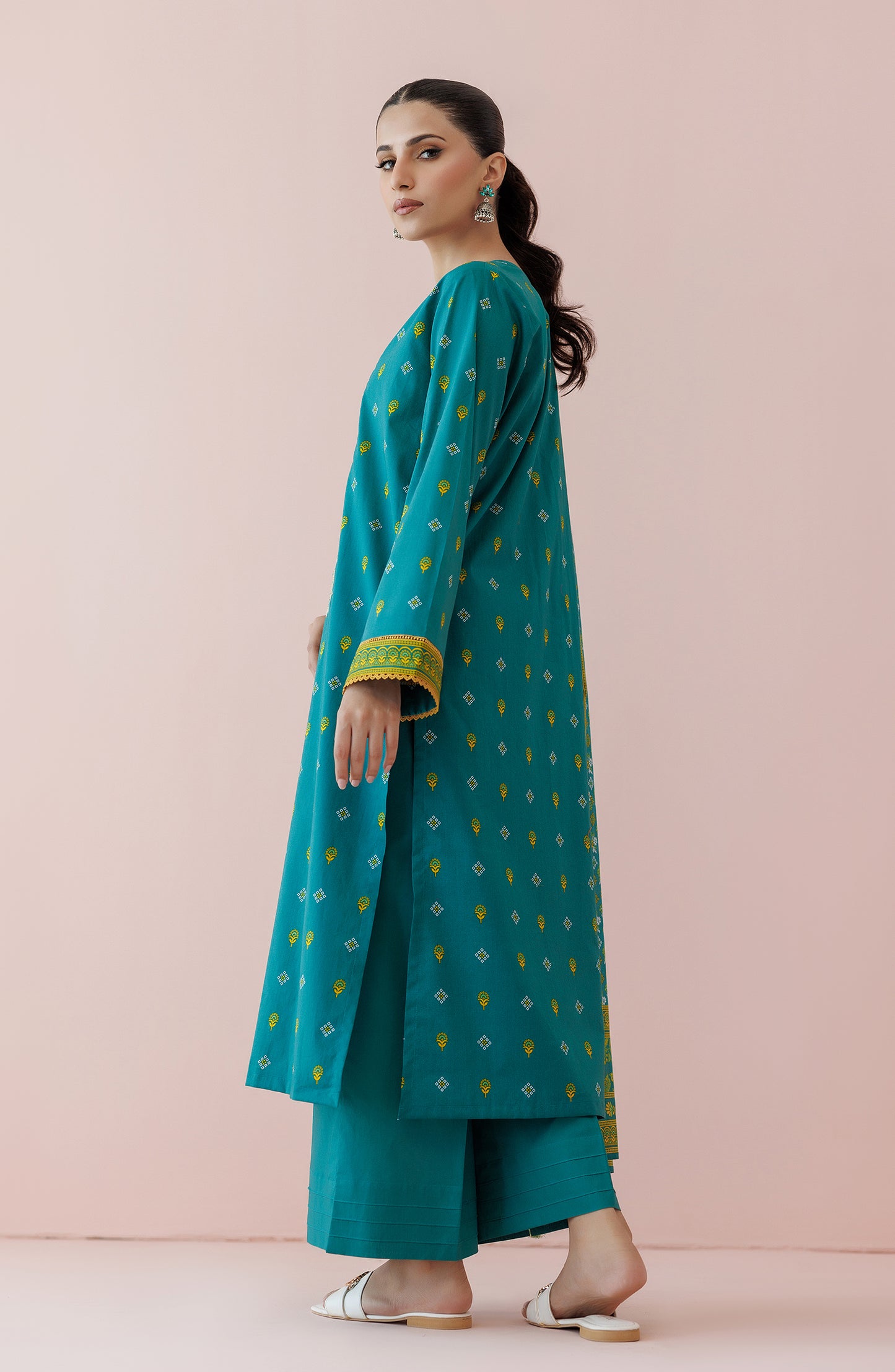 Unstitched 3 Piece Embroidered Lawn Shirt , Cambric Pant and Lawn Dupatta (OTL-24-462/U GREEN)