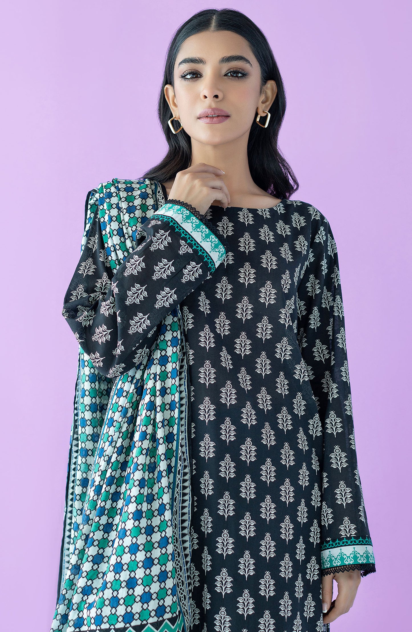 OTL-23-108/U BLACK LAWN  UNSTITCHED SHIRT DUPATTA PANTS