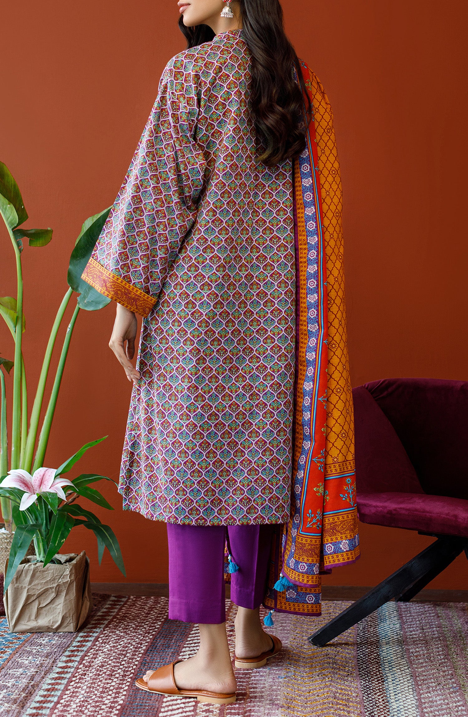 Unstitched 3 Piece Printed Khaddar Shirt , Khaddar Pant and Khaddar Dupatta (OTL-23-340/U MAGENTA)