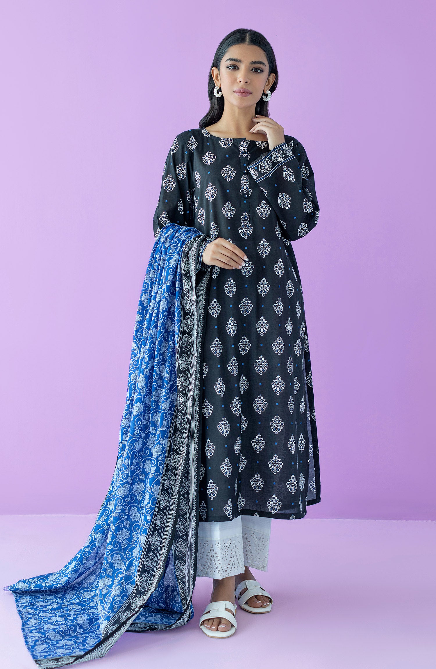 NRDS-23-117/U BLACK LAWN  UNSTITCHED SHIRT DUPATTA