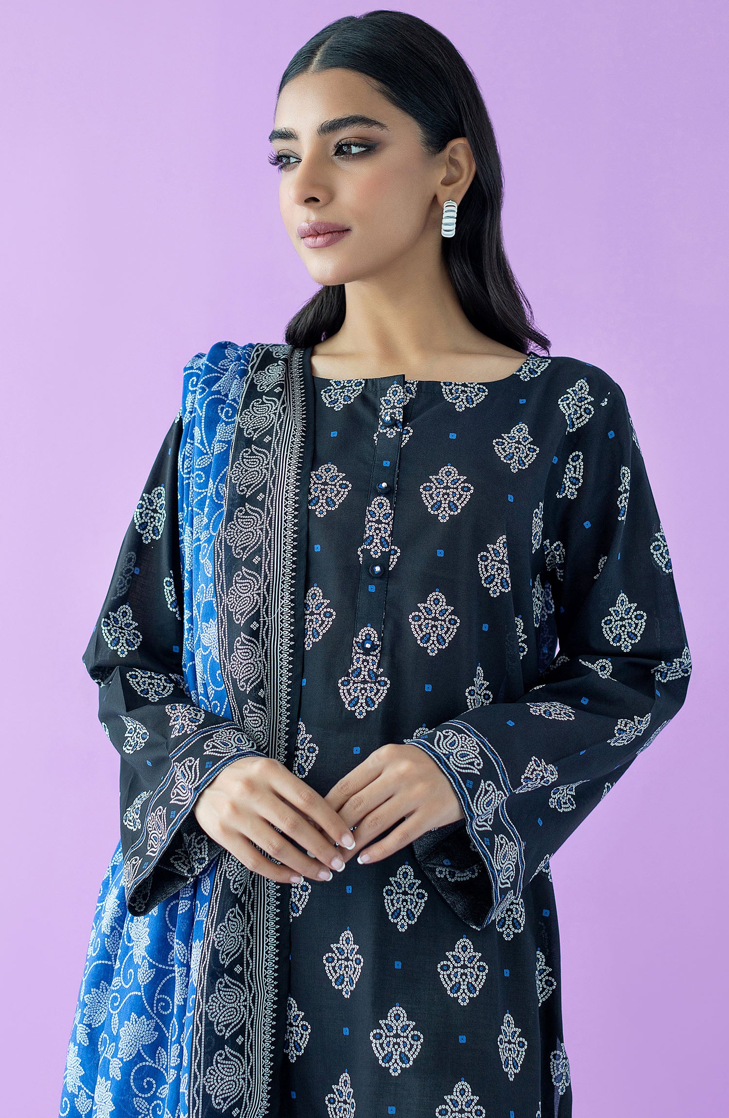 NRDS-23-117/U BLACK LAWN  UNSTITCHED SHIRT DUPATTA