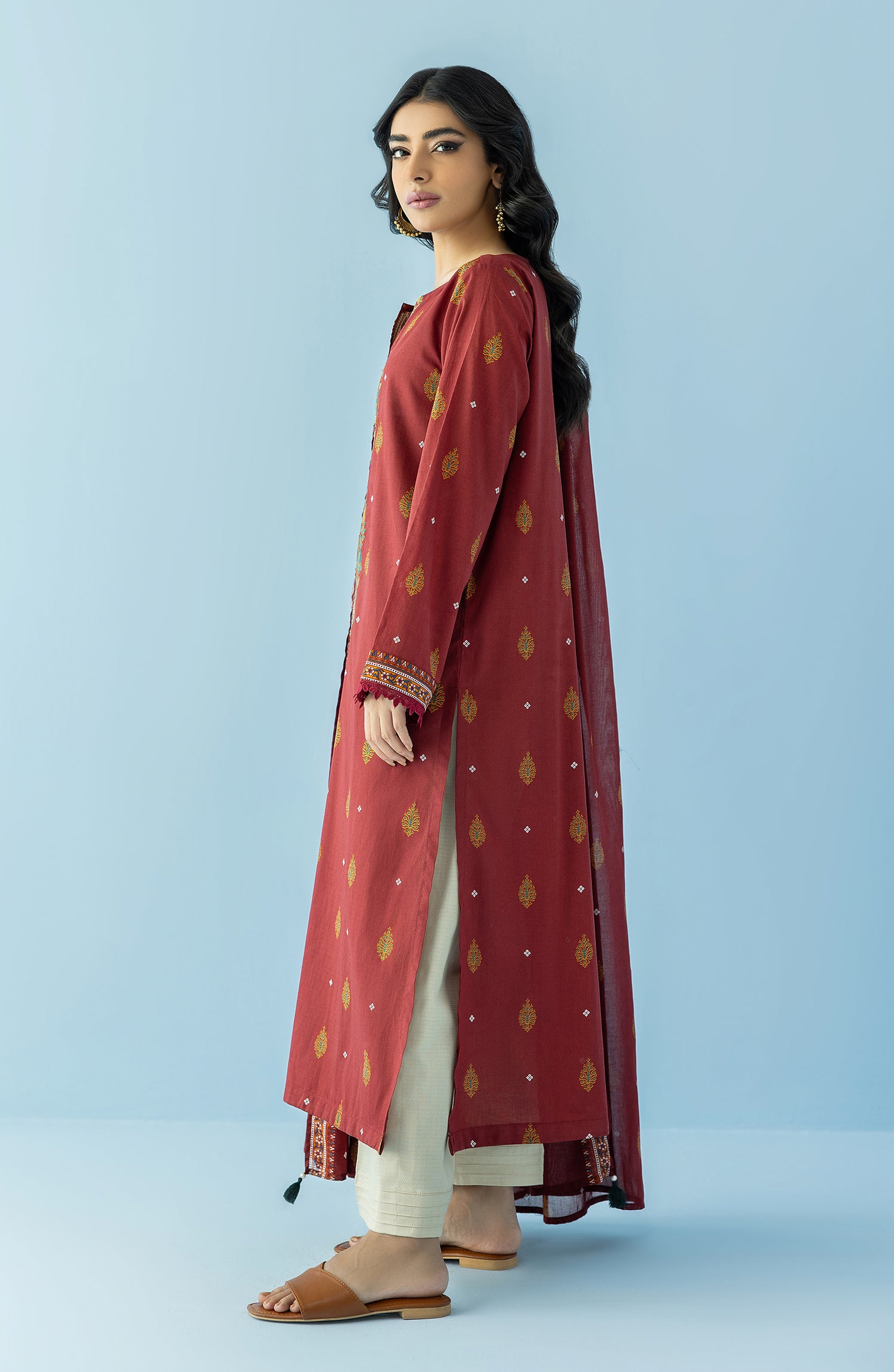 NRDS-24-028/U MAROON LAWN  UNSTITCHED SHIRT DUPATTA